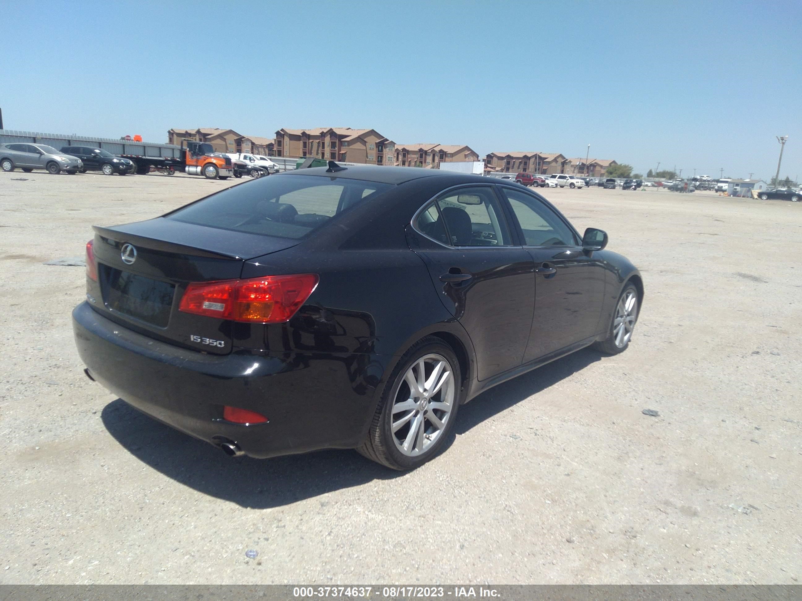 Photo 3 VIN: JTHBE262975016322 - LEXUS IS 