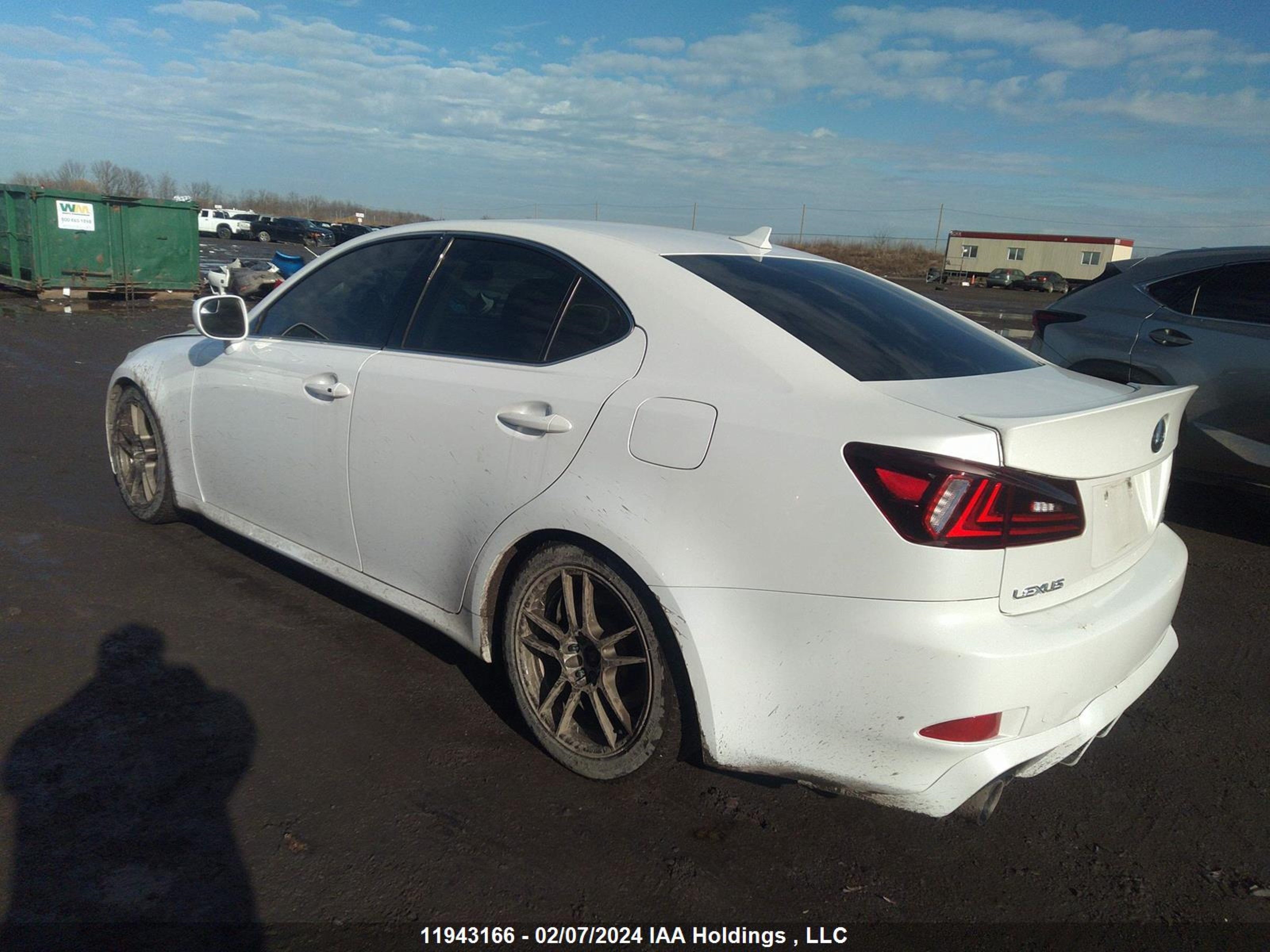 Photo 2 VIN: JTHBE262X85020624 - LEXUS IS 