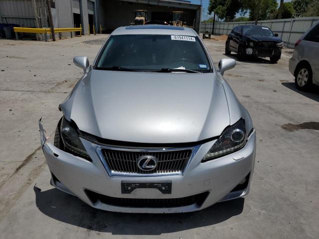 Photo 4 VIN: JTHBE5C21C5031137 - LEXUS IS 