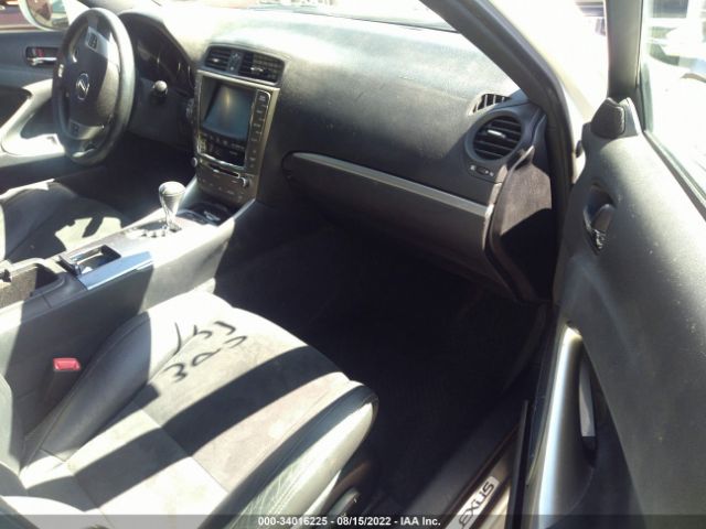 Photo 4 VIN: JTHBE5C24C5030600 - LEXUS IS 350 