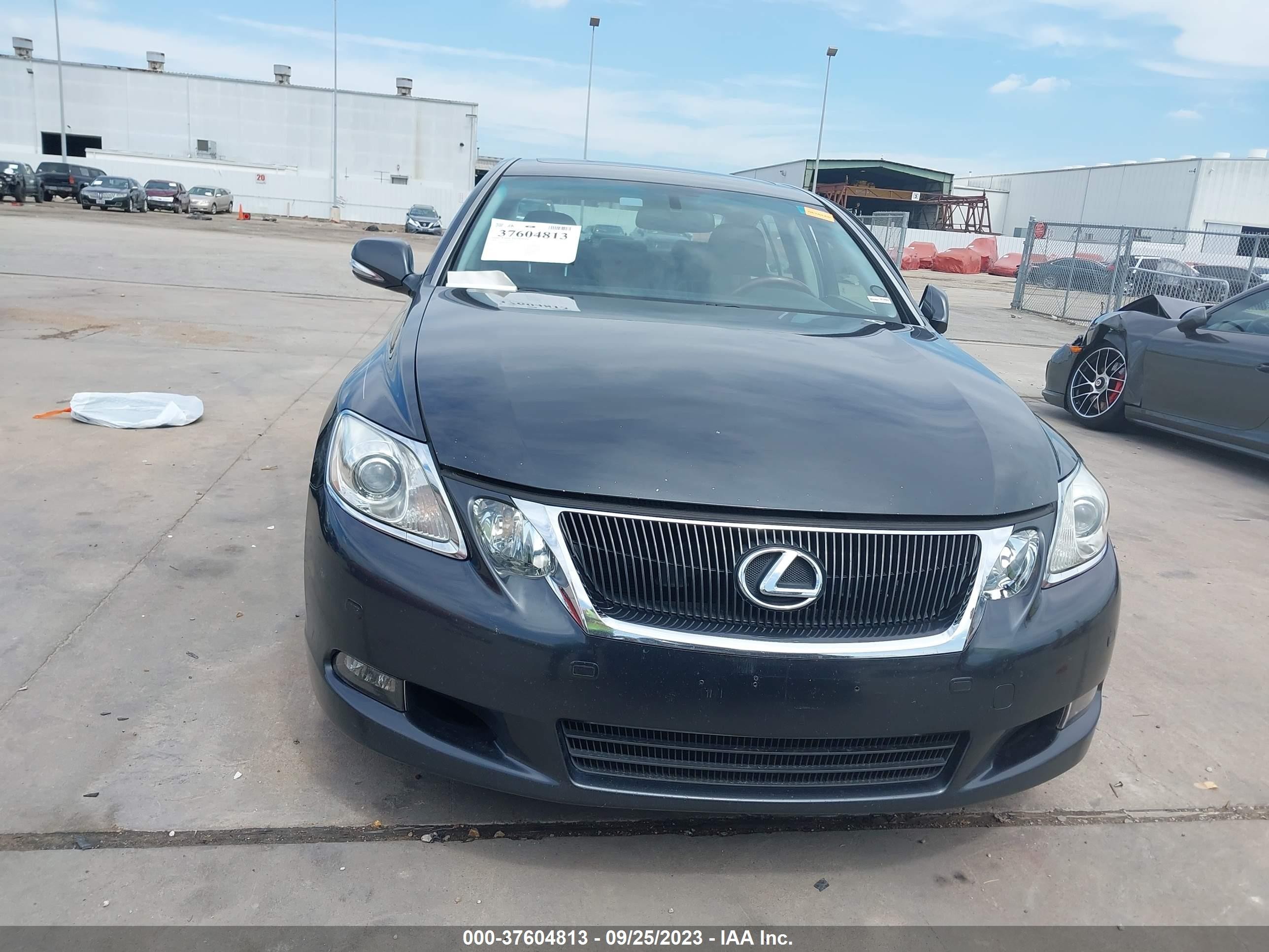 Photo 11 VIN: JTHBE96S280029162 - LEXUS GS 