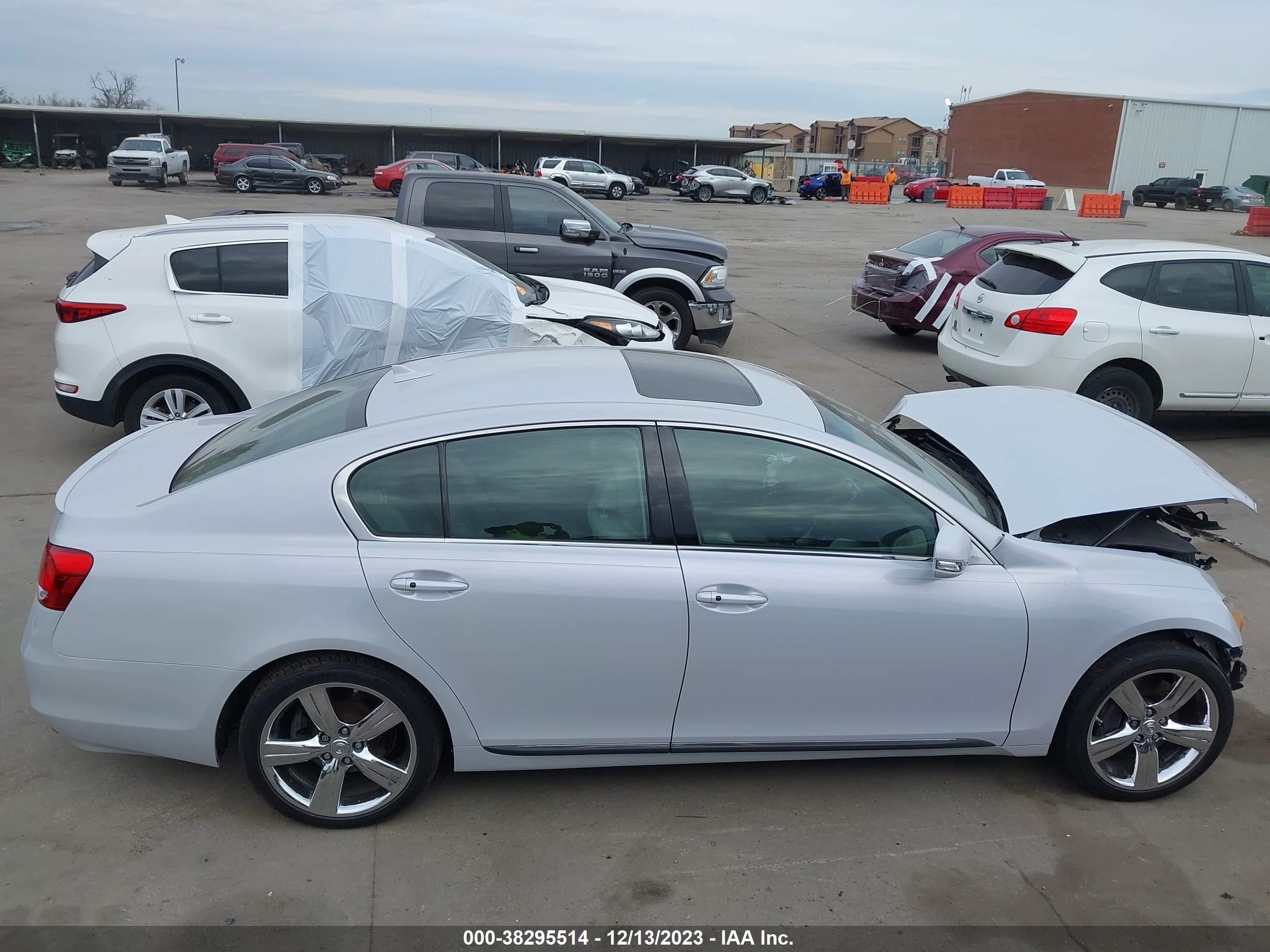 Photo 13 VIN: JTHBE96S380041689 - LEXUS GS 