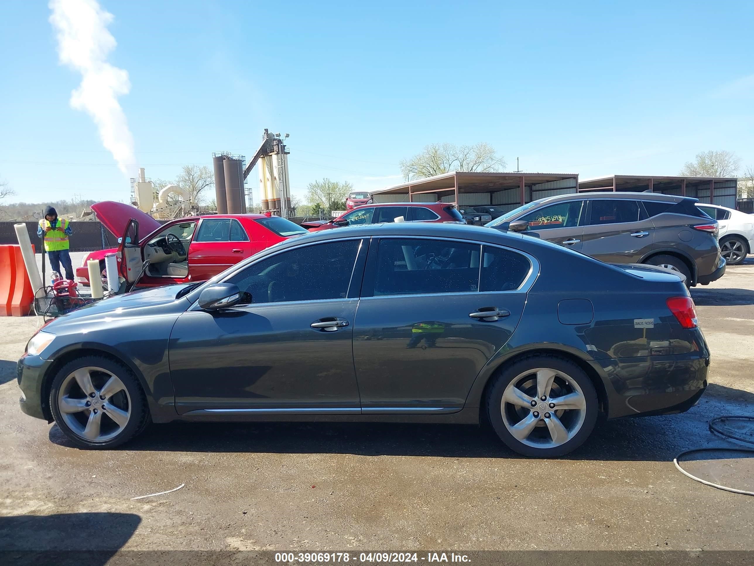 Photo 13 VIN: JTHBE96S990044923 - LEXUS GS 