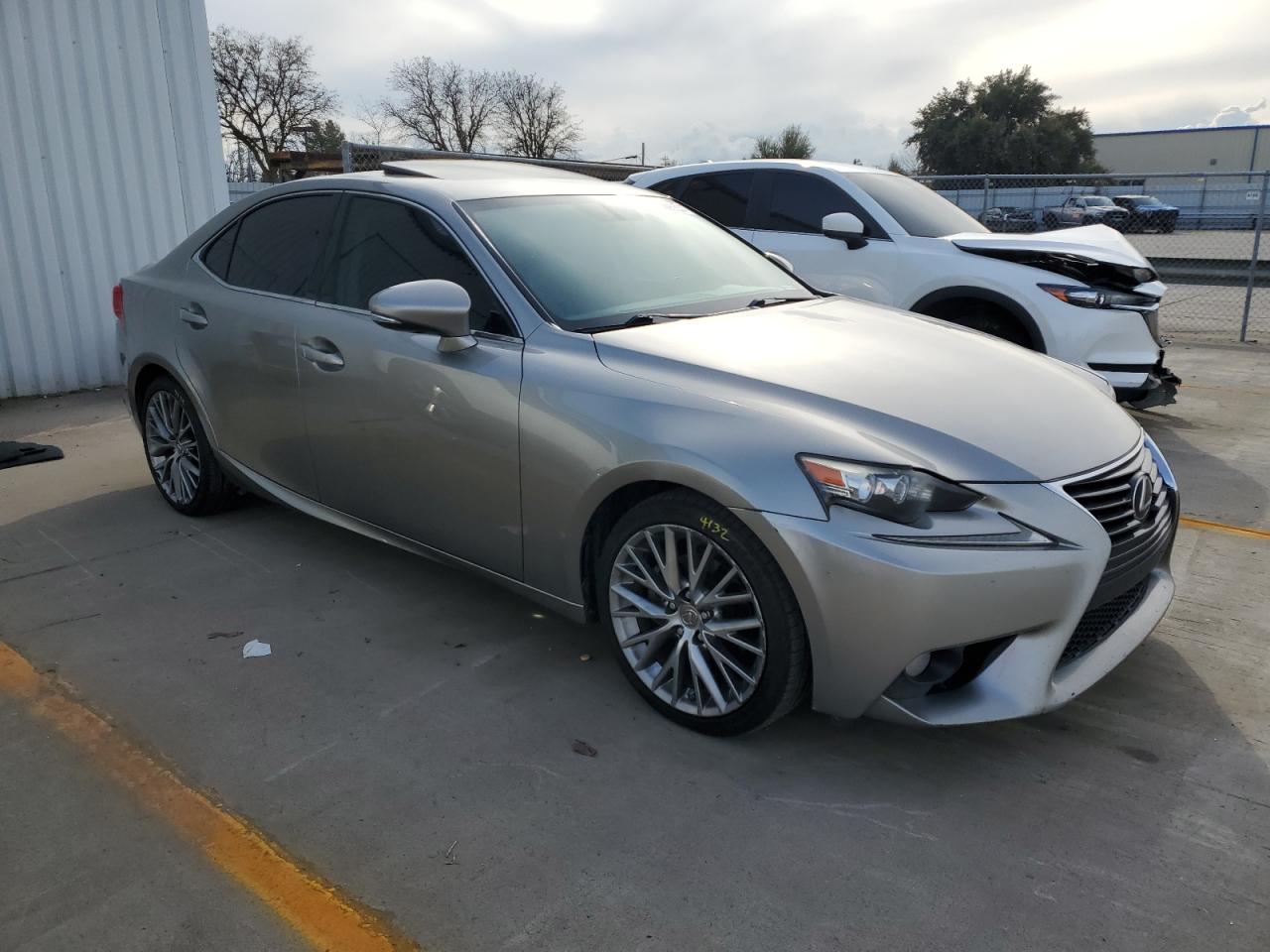 Photo 3 VIN: JTHBF1D20E5018077 - LEXUS IS 