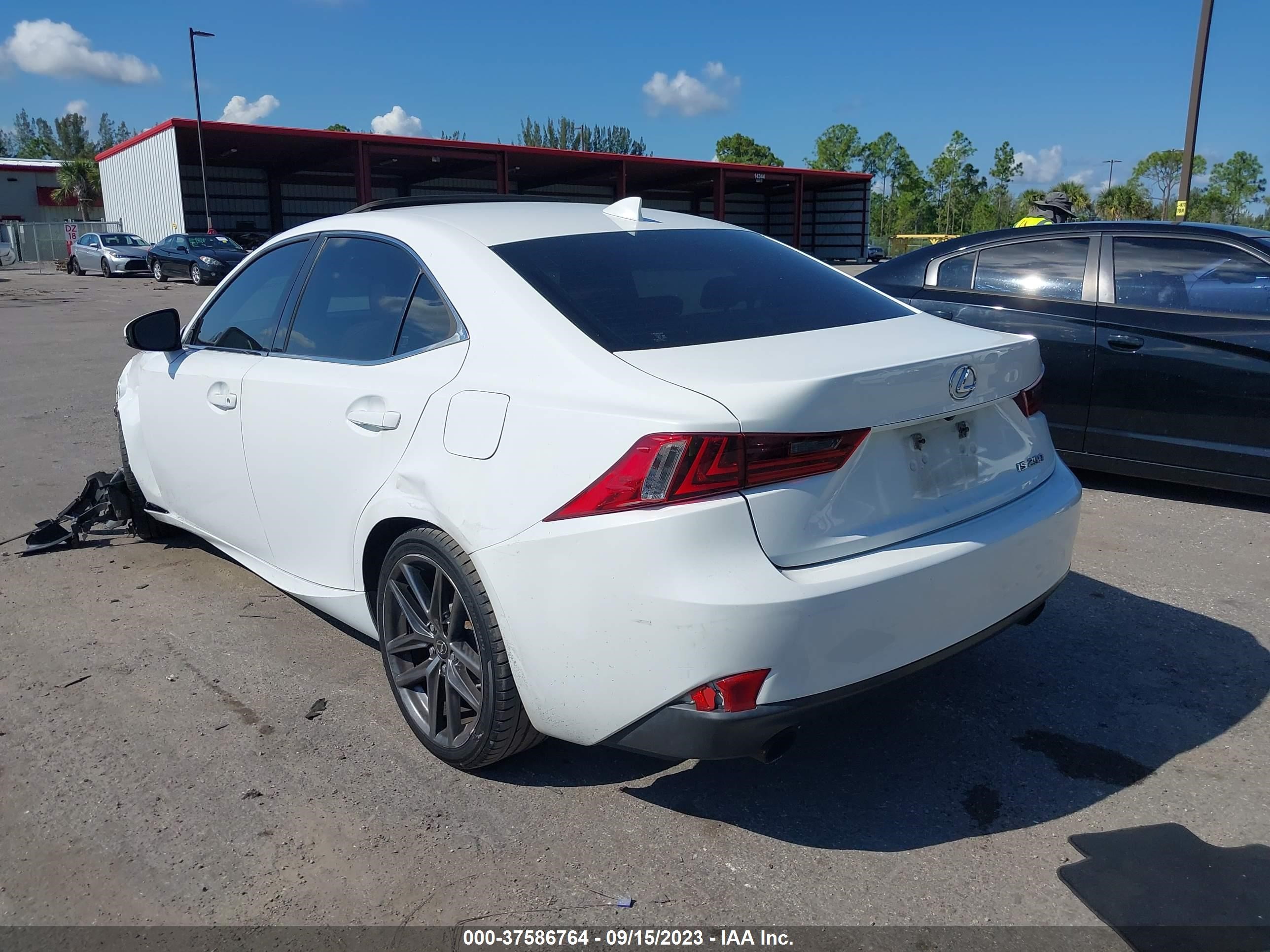 Photo 2 VIN: JTHBF1D24E5039241 - LEXUS IS 