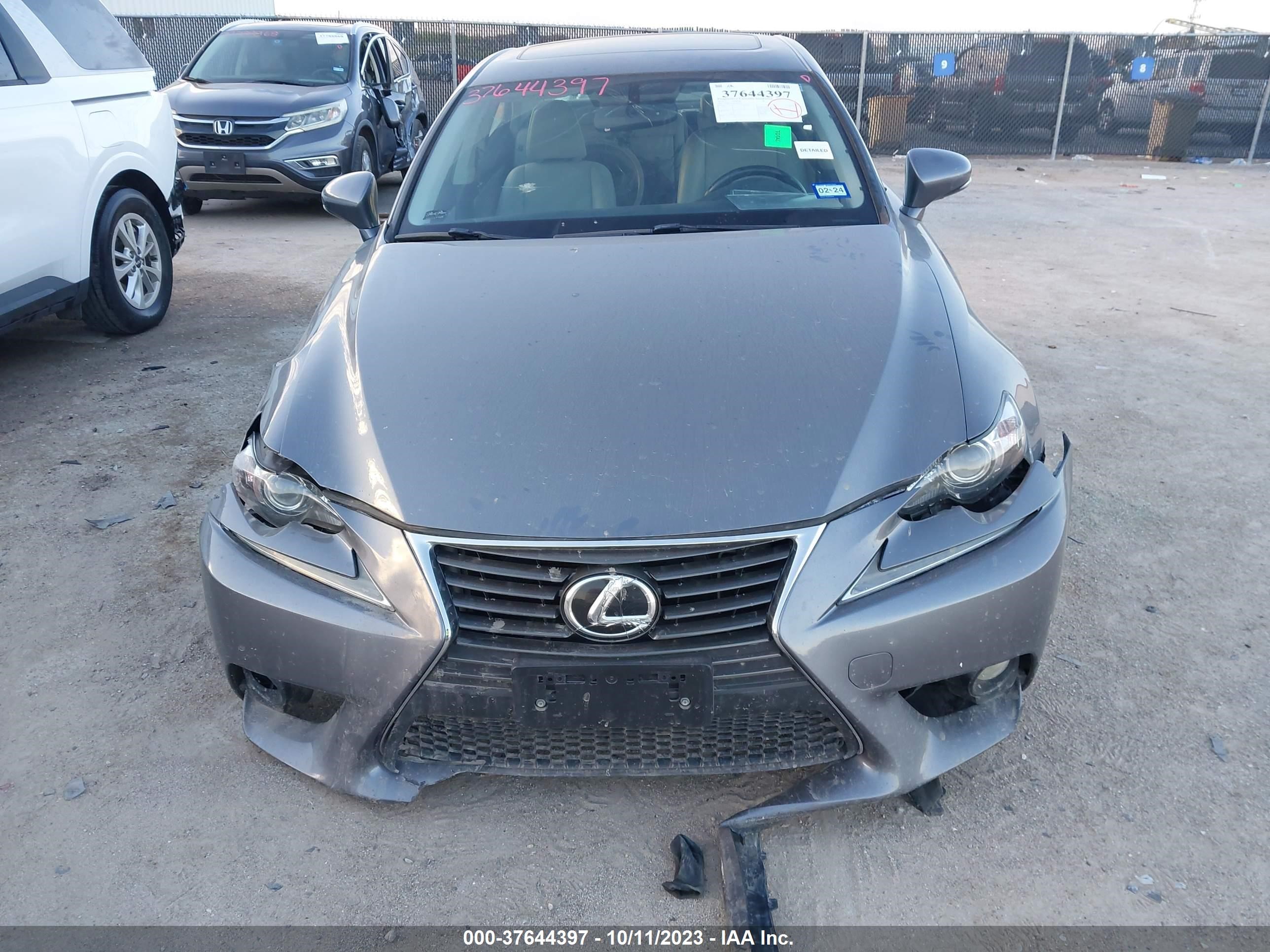 Photo 11 VIN: JTHBF1D28E5007361 - LEXUS IS 