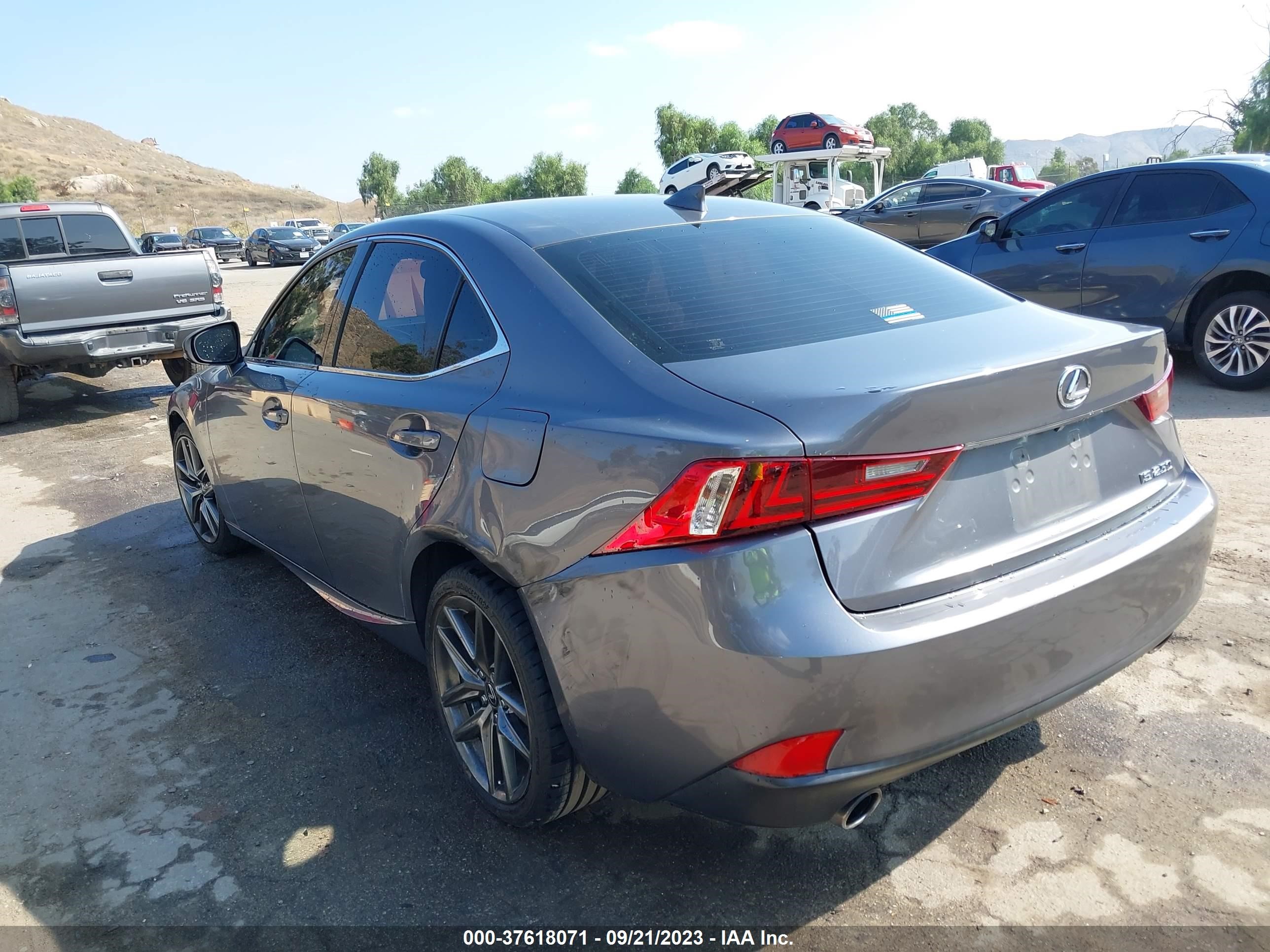 Photo 2 VIN: JTHBF1D29E5008132 - LEXUS IS 