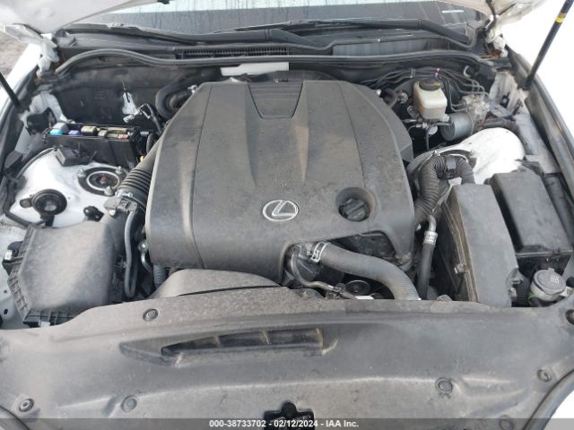 Photo 9 VIN: JTHBF1D2XE5020614 - LEXUS IS 