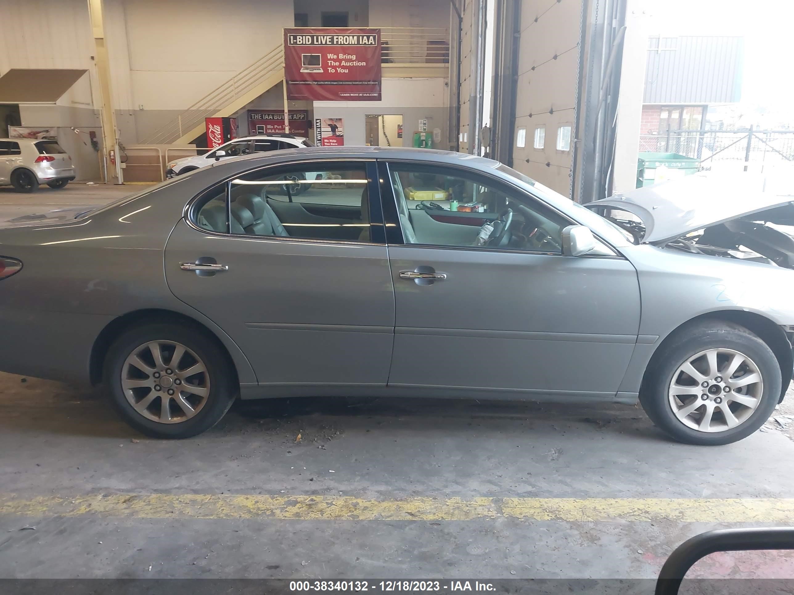 Photo 12 VIN: JTHBF30G020080309 - LEXUS ES 