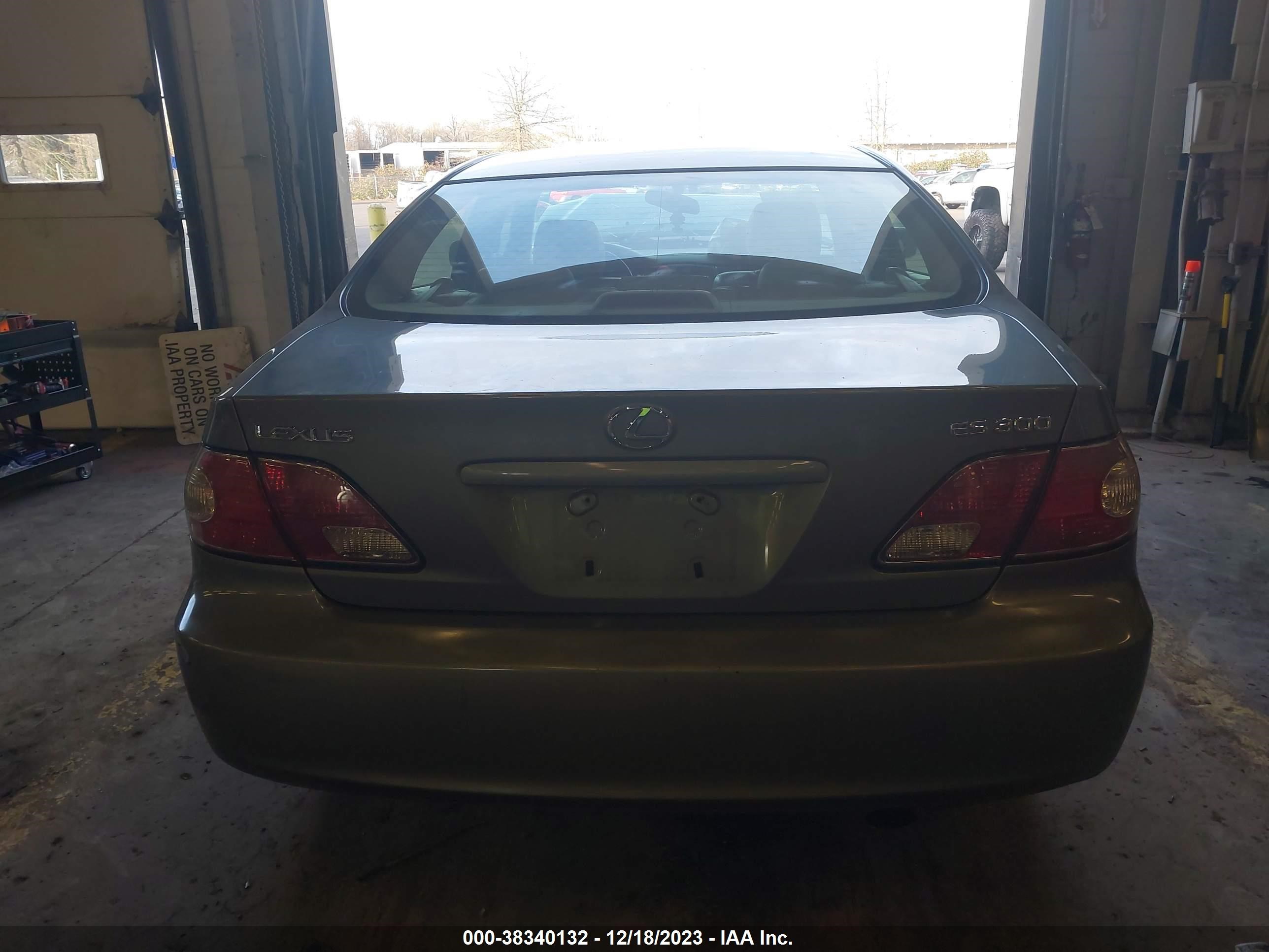 Photo 15 VIN: JTHBF30G020080309 - LEXUS ES 