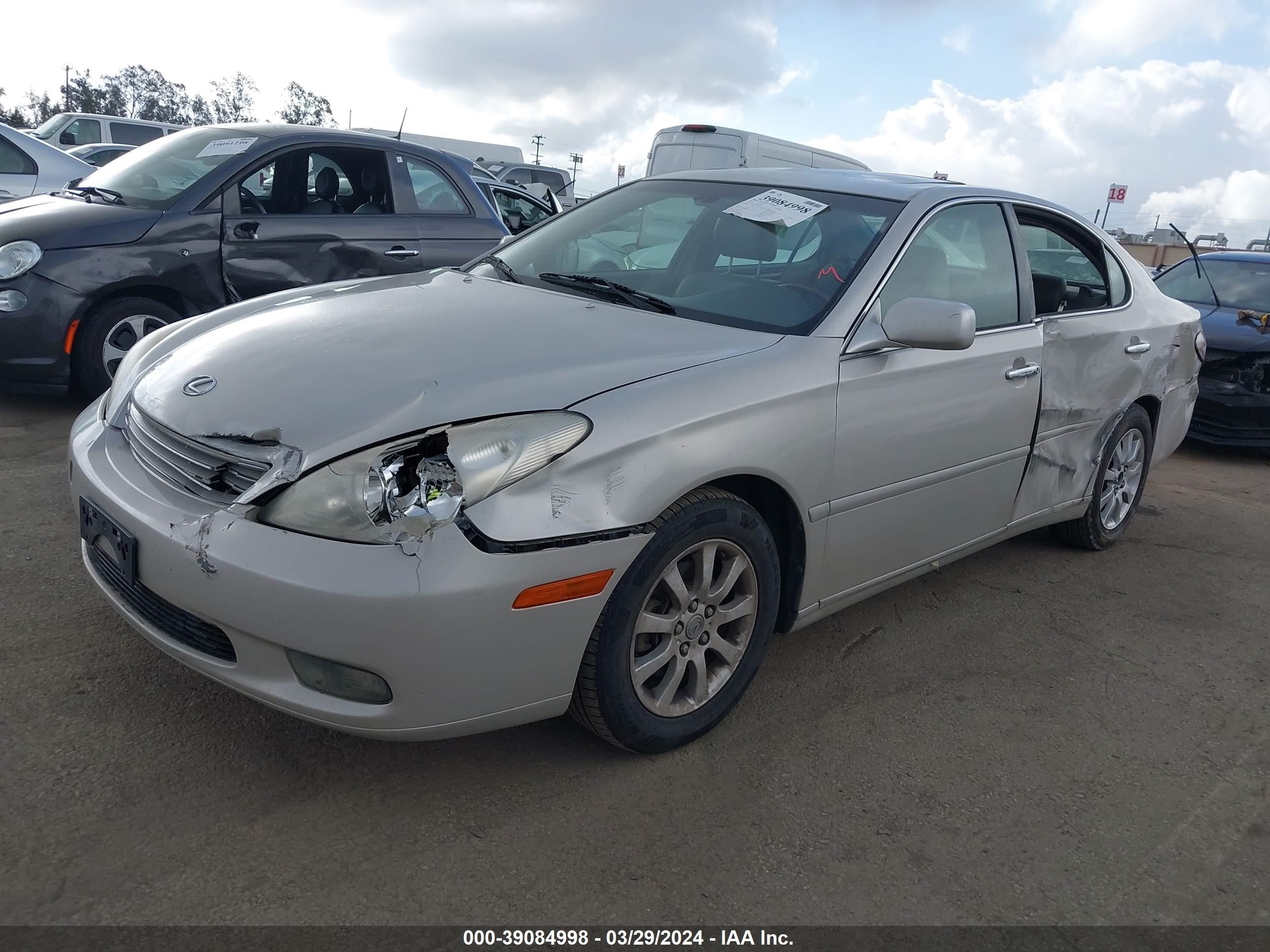 Photo 1 VIN: JTHBF30G020084120 - LEXUS ES 