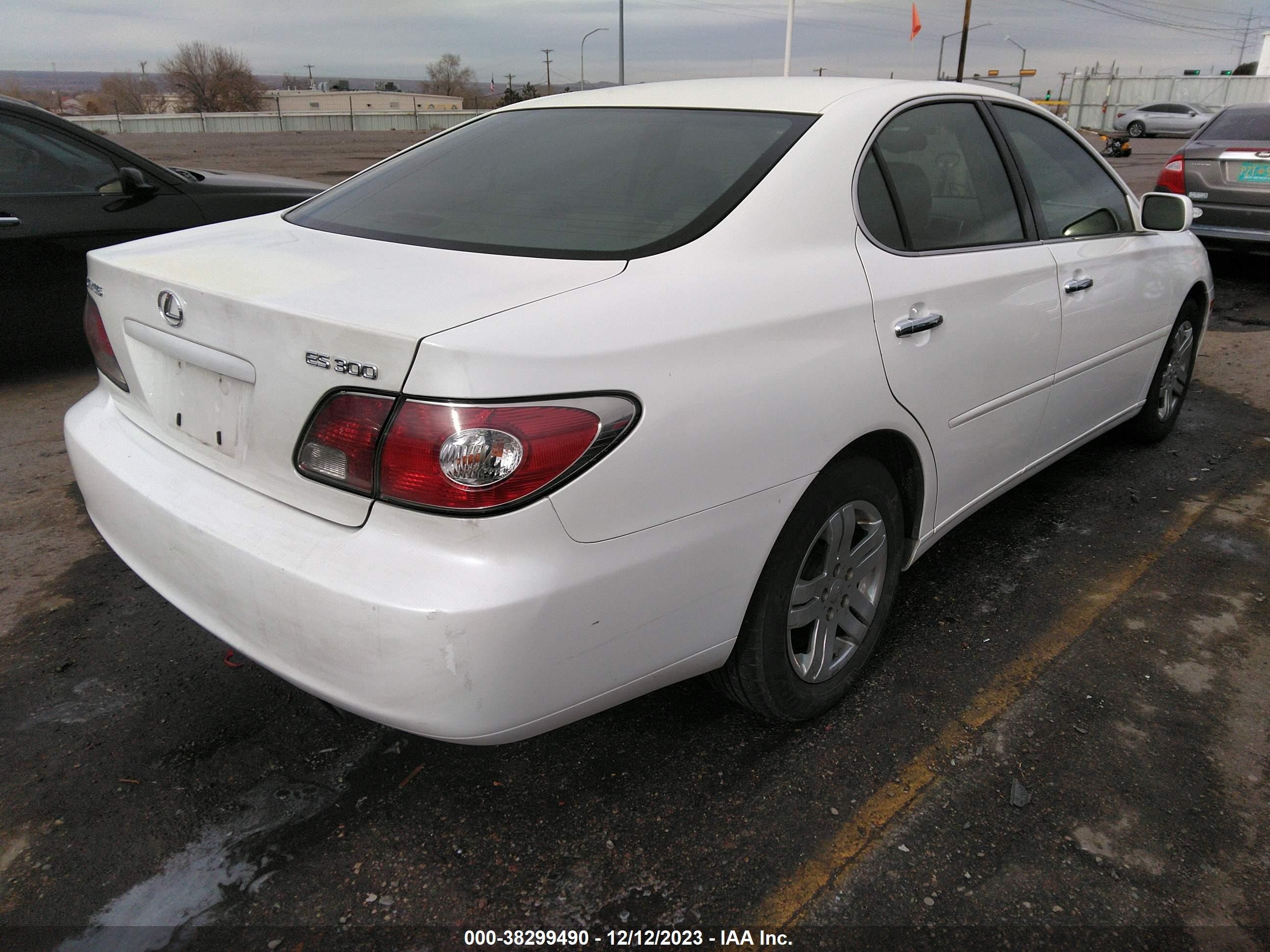 Photo 3 VIN: JTHBF30G120059999 - LEXUS ES 