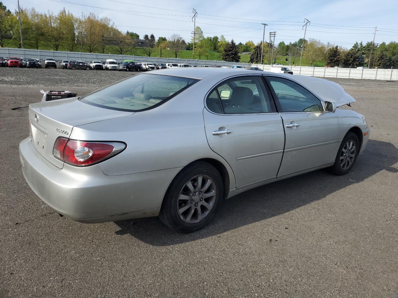 Photo 2 VIN: JTHBF30G130088534 - LEXUS ES 