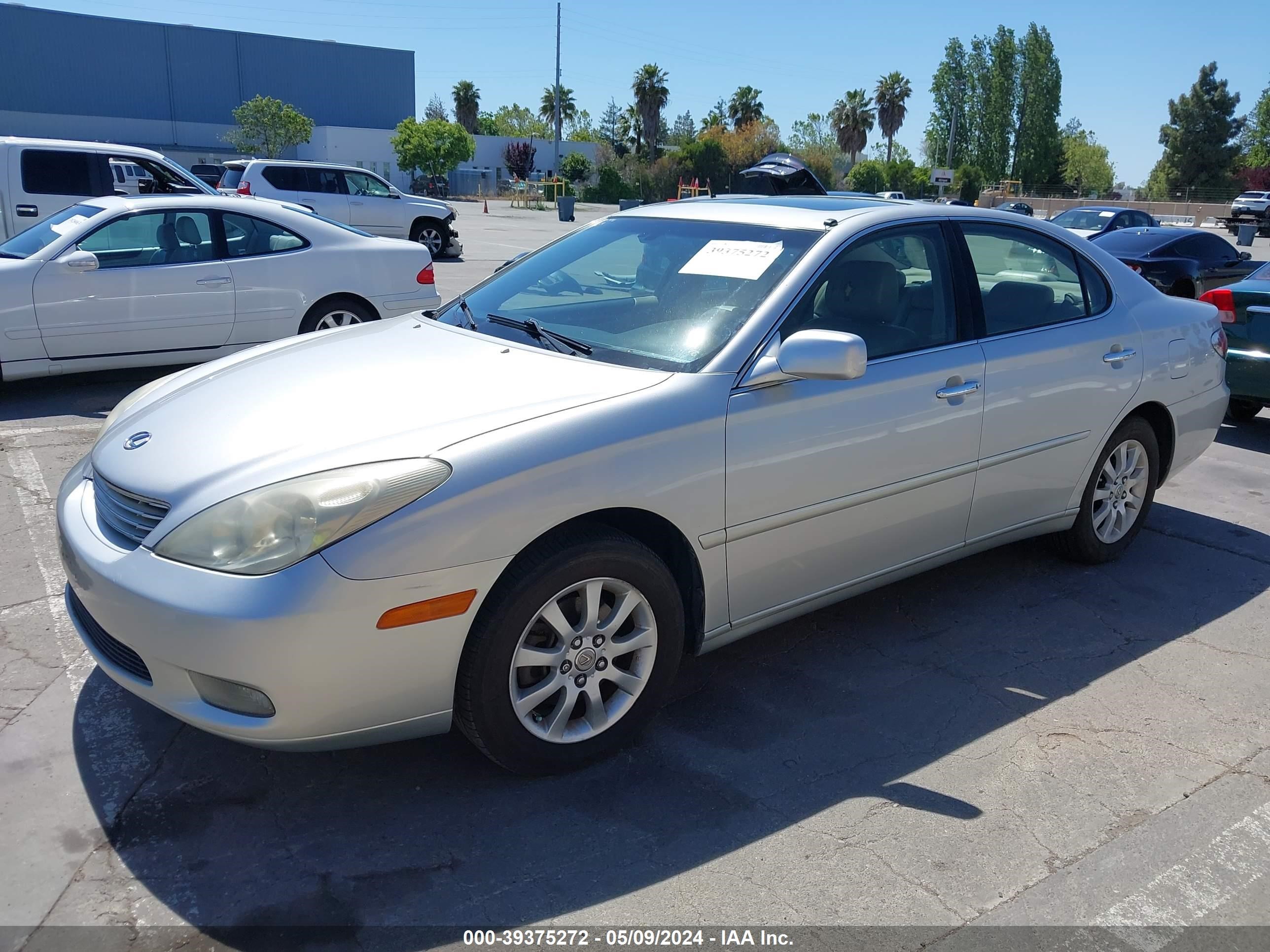 Photo 1 VIN: JTHBF30G130138459 - LEXUS ES 