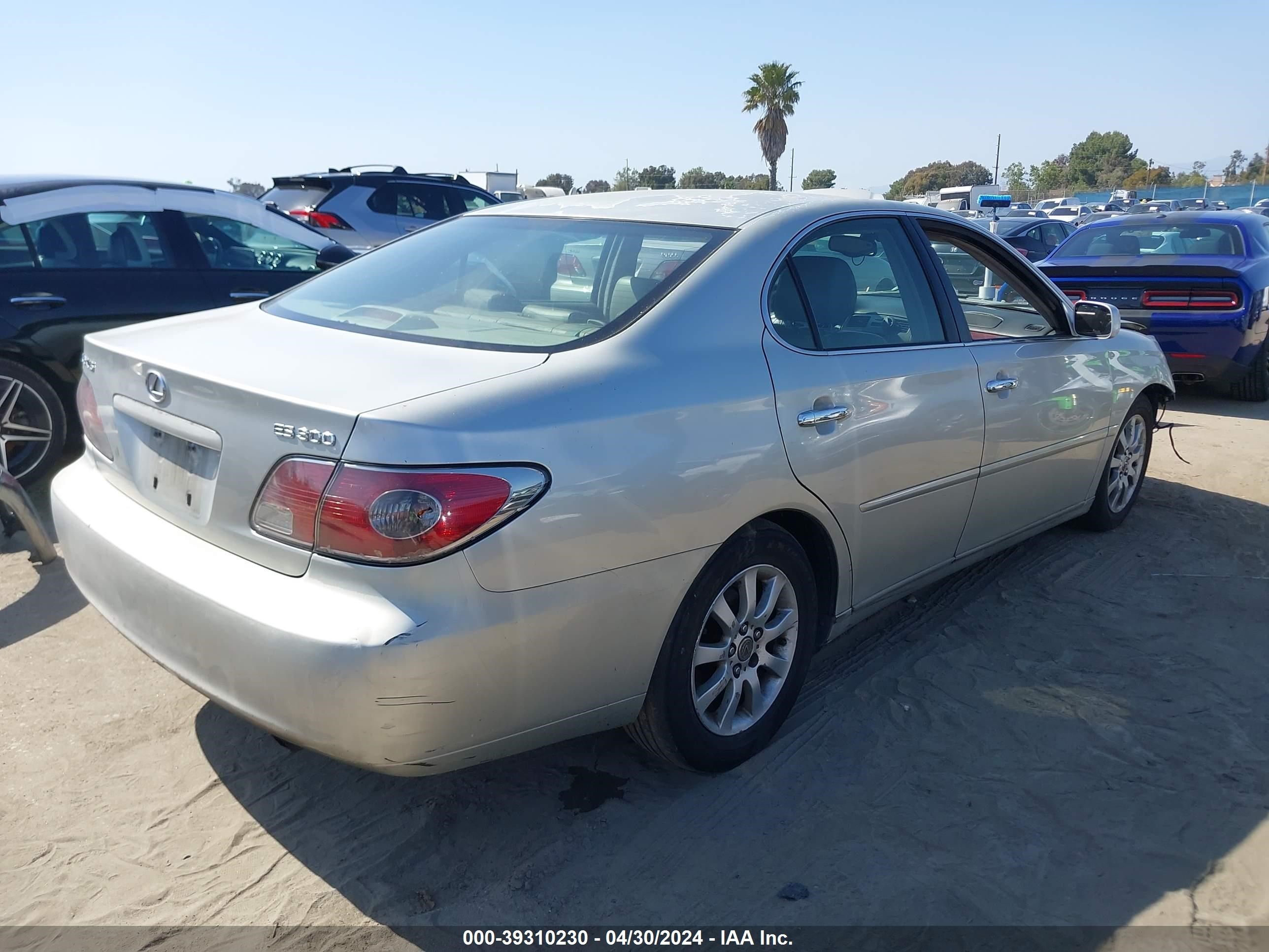 Photo 3 VIN: JTHBF30G136002961 - LEXUS ES 