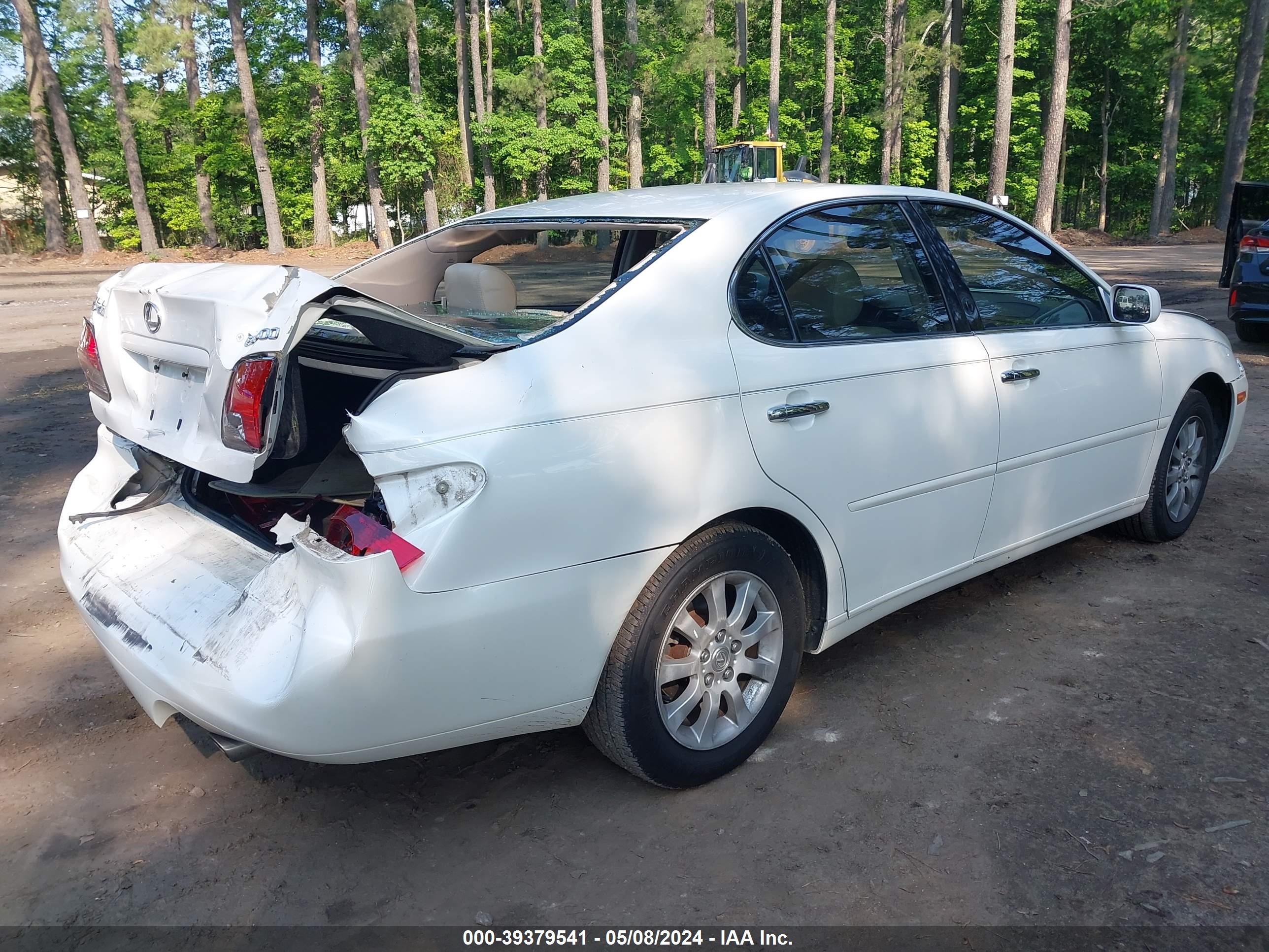 Photo 3 VIN: JTHBF30G236014312 - LEXUS ES 