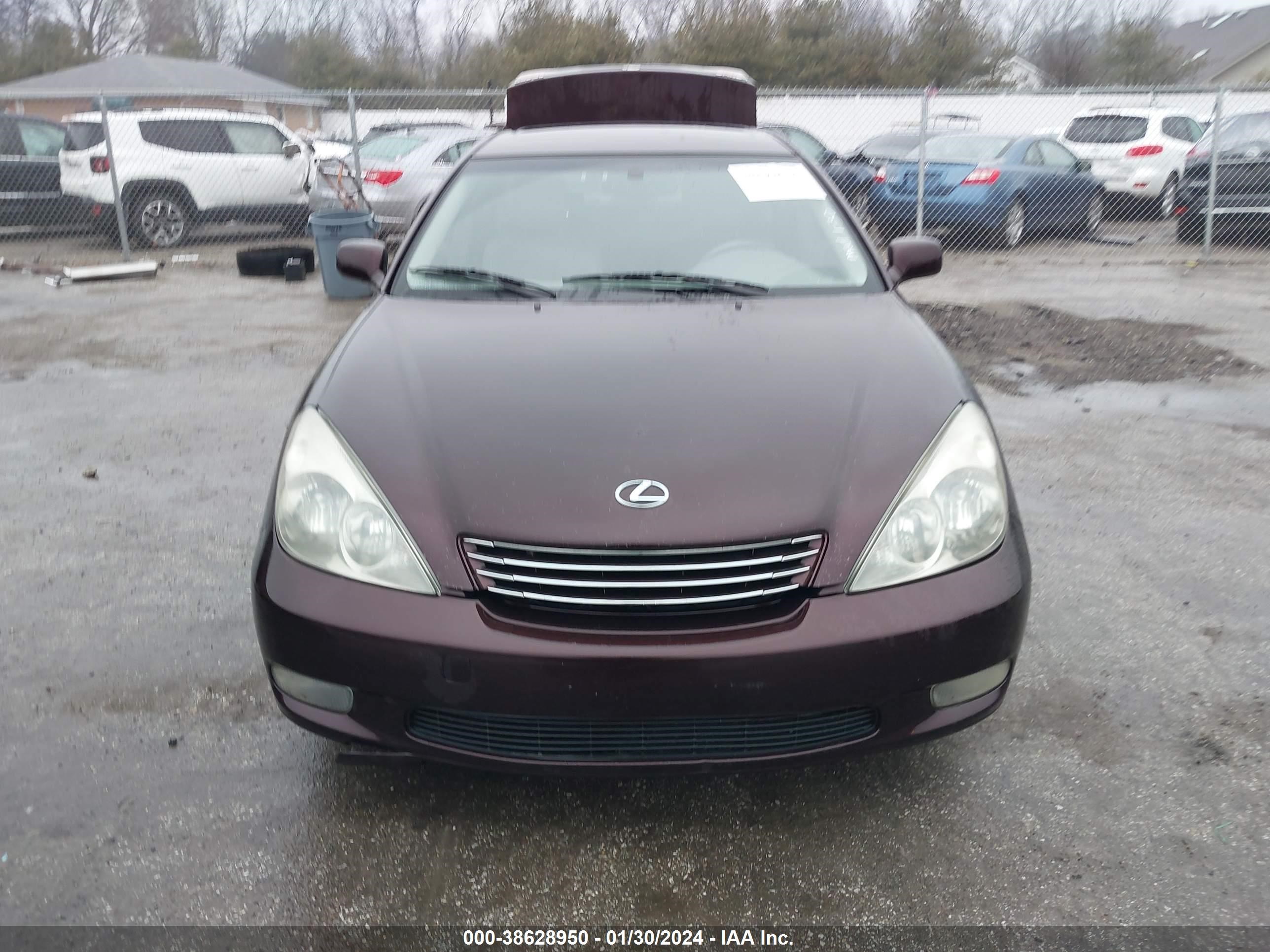 Photo 11 VIN: JTHBF30G325037232 - LEXUS ES 