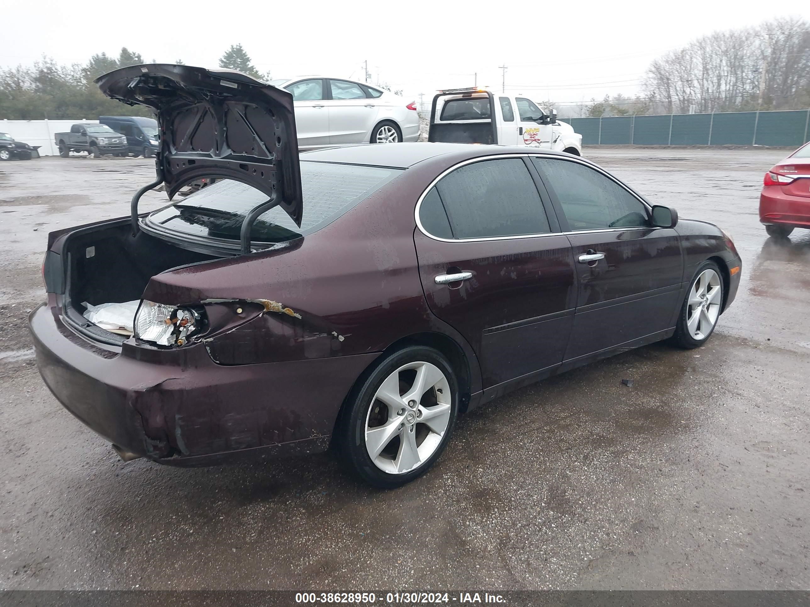 Photo 3 VIN: JTHBF30G325037232 - LEXUS ES 