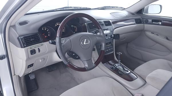 Photo 11 VIN: JTHBF30G330087725 - LEXUS ES 300 