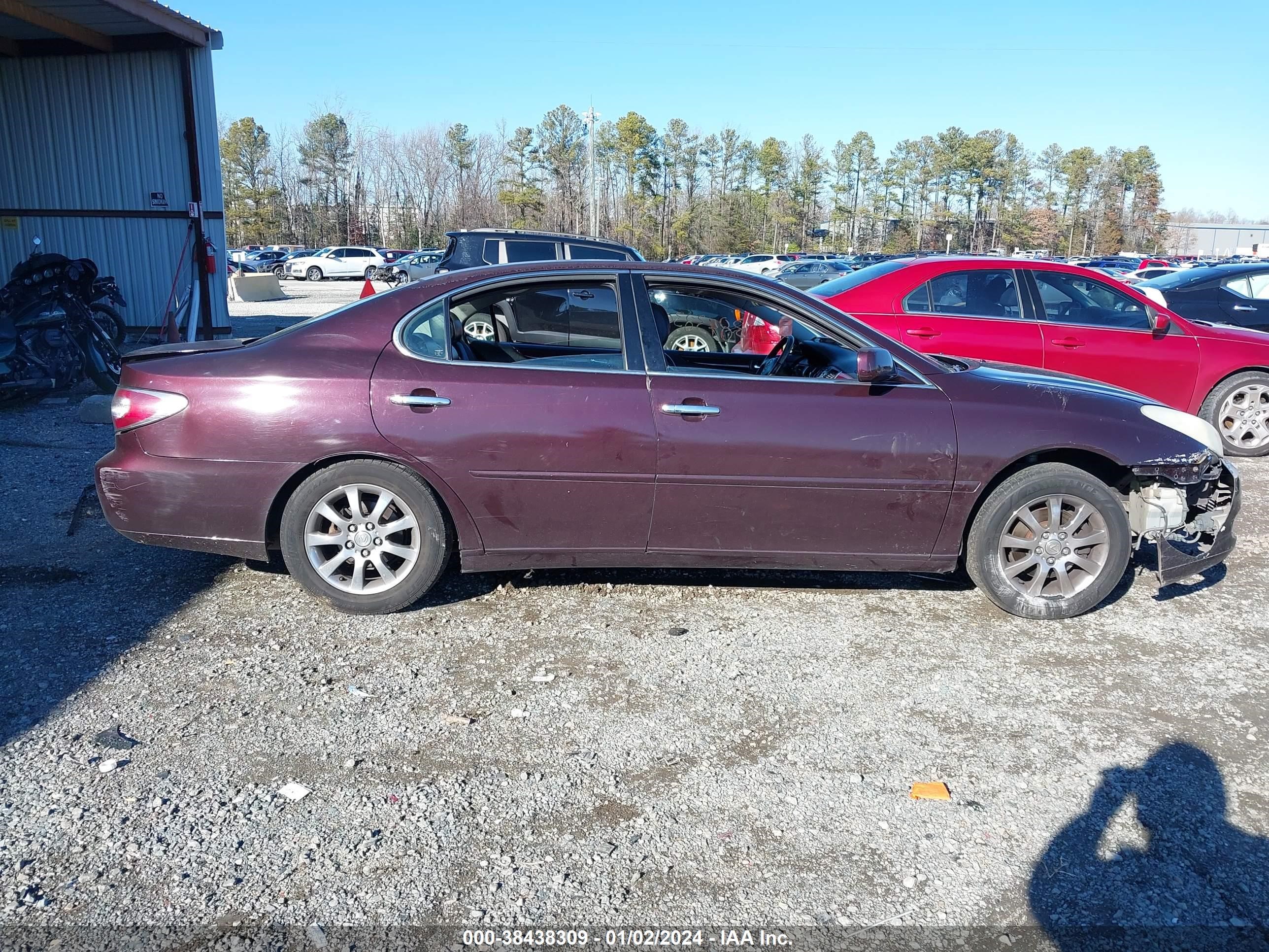 Photo 12 VIN: JTHBF30G420044137 - LEXUS ES 