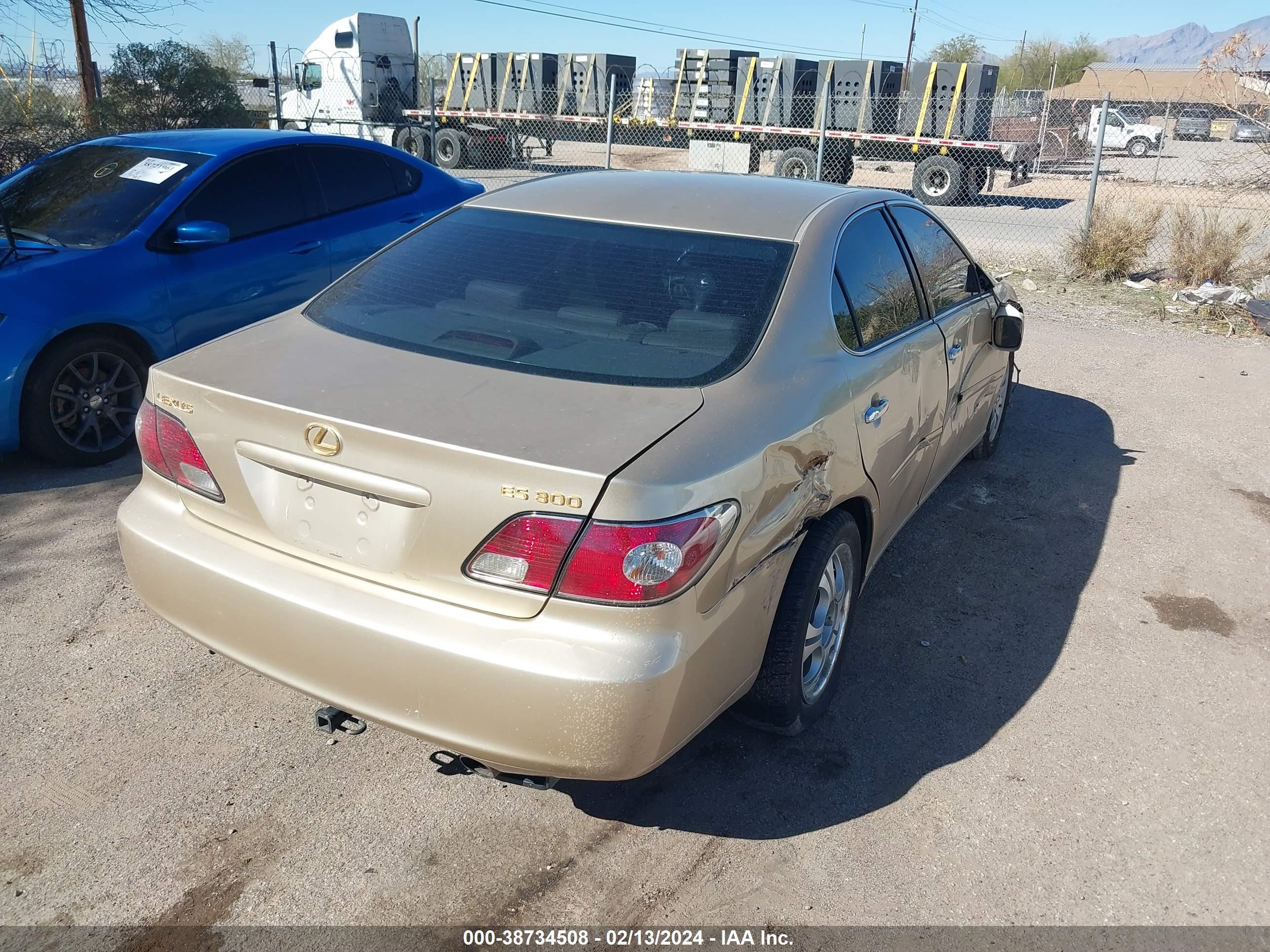 Photo 3 VIN: JTHBF30G420060032 - LEXUS ES 