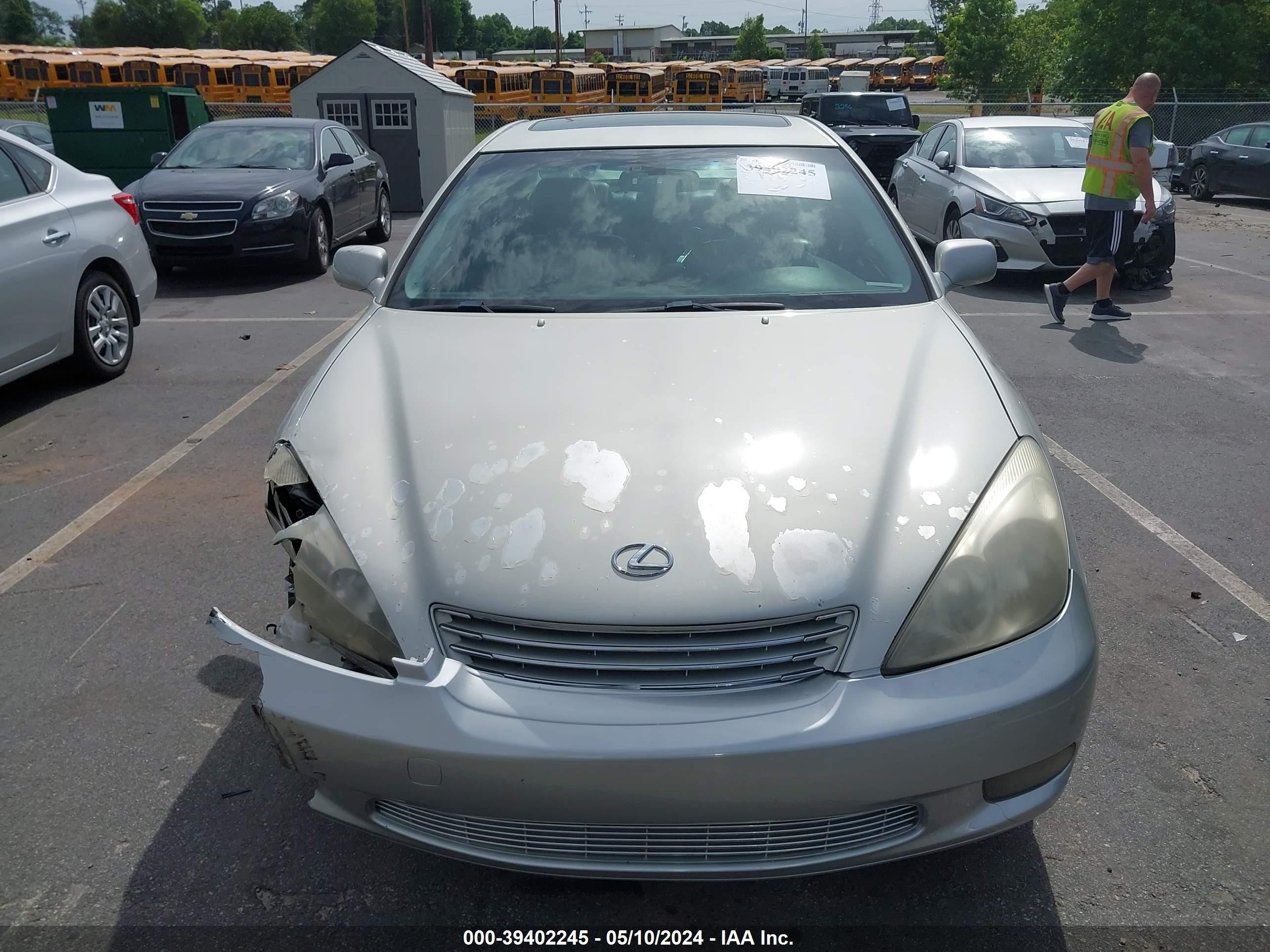 Photo 11 VIN: JTHBF30G425028054 - LEXUS ES 