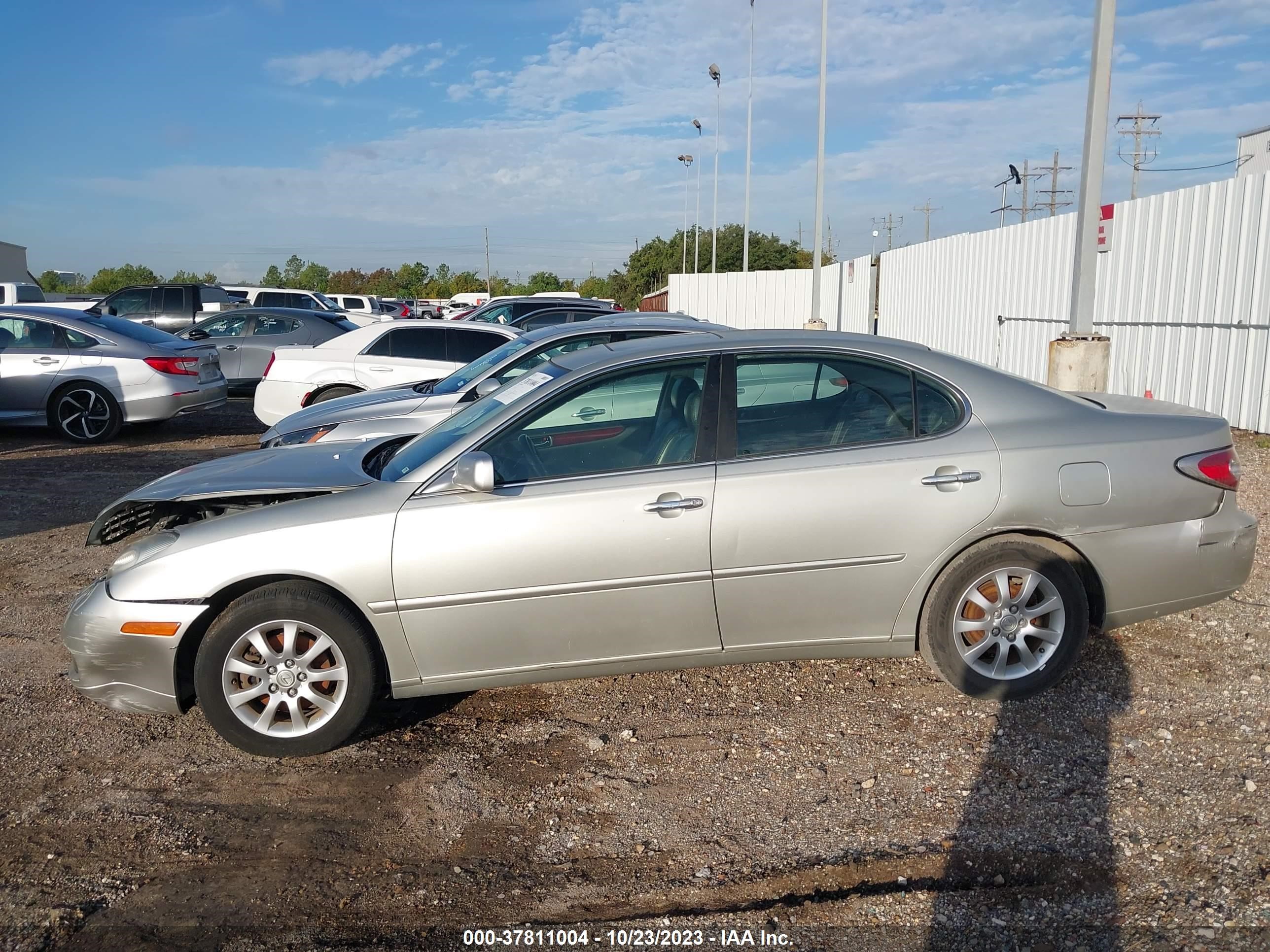 Photo 12 VIN: JTHBF30G436001433 - LEXUS ES 