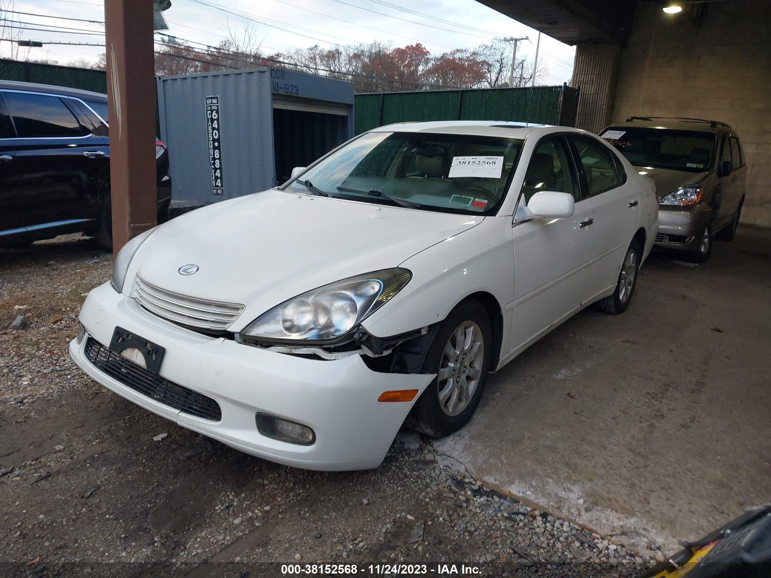 Photo 1 VIN: JTHBF30G520086767 - LEXUS ES 