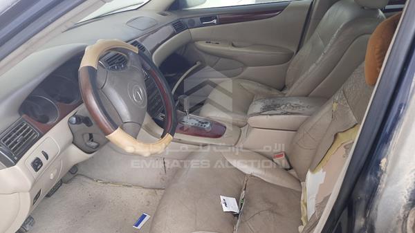 Photo 12 VIN: JTHBF30G525033344 - LEXUS ES 300 