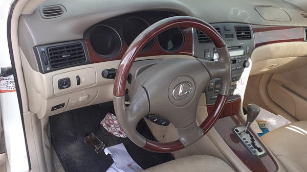 Photo 11 VIN: JTHBF30G536010951 - LEXUS ES 300 