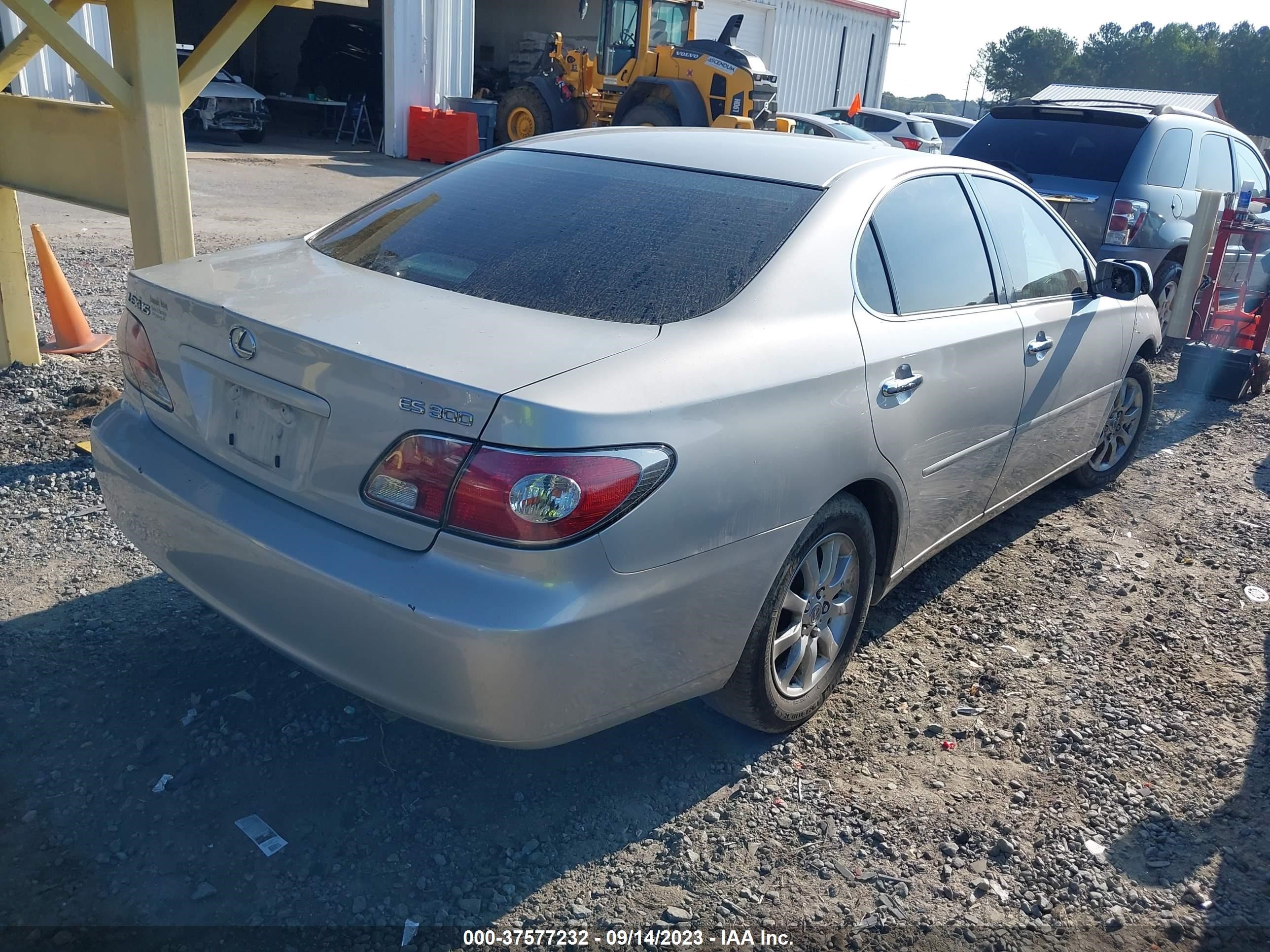 Photo 3 VIN: JTHBF30G625008663 - LEXUS ES 