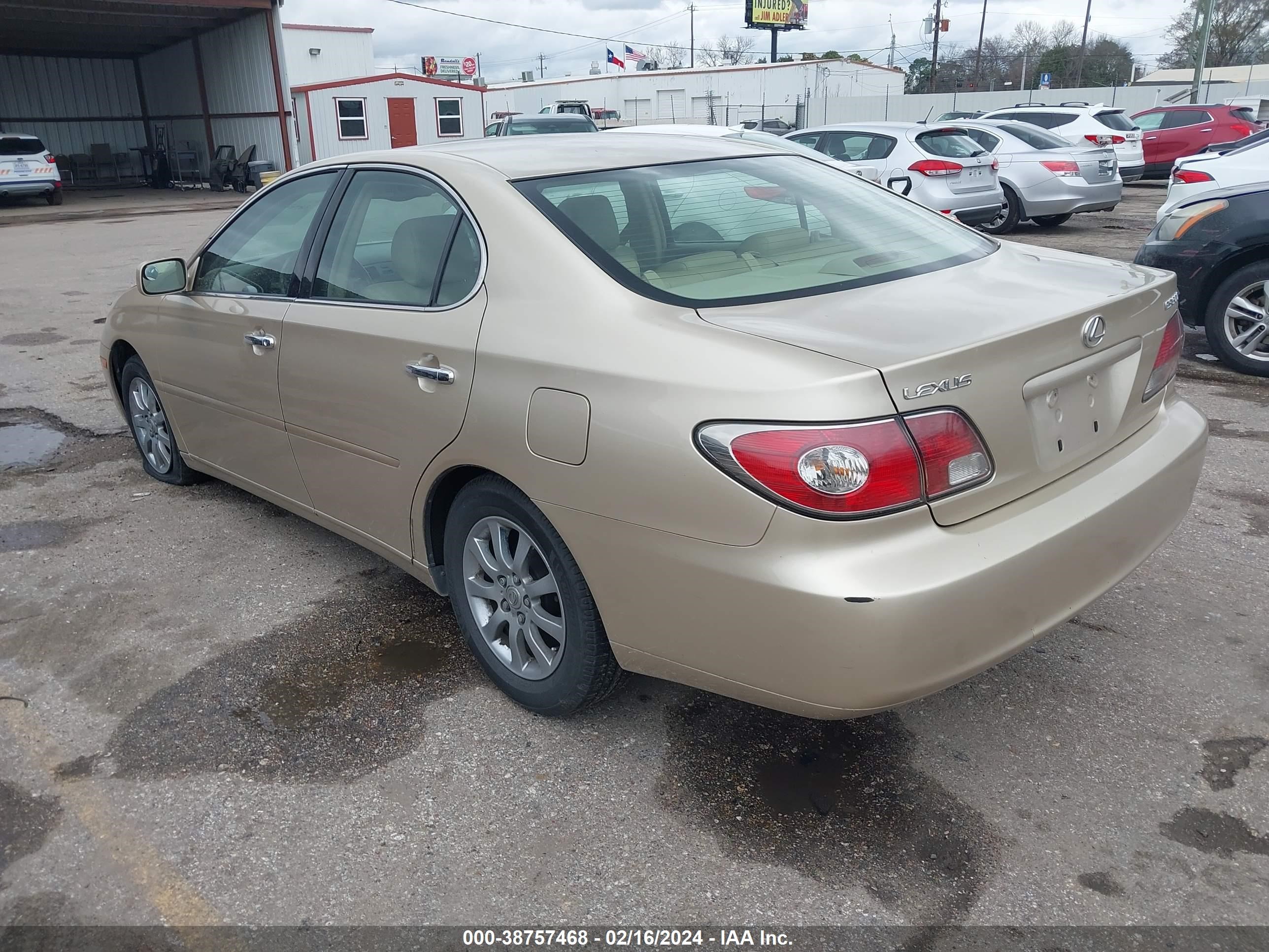 Photo 2 VIN: JTHBF30G636018959 - LEXUS ES 