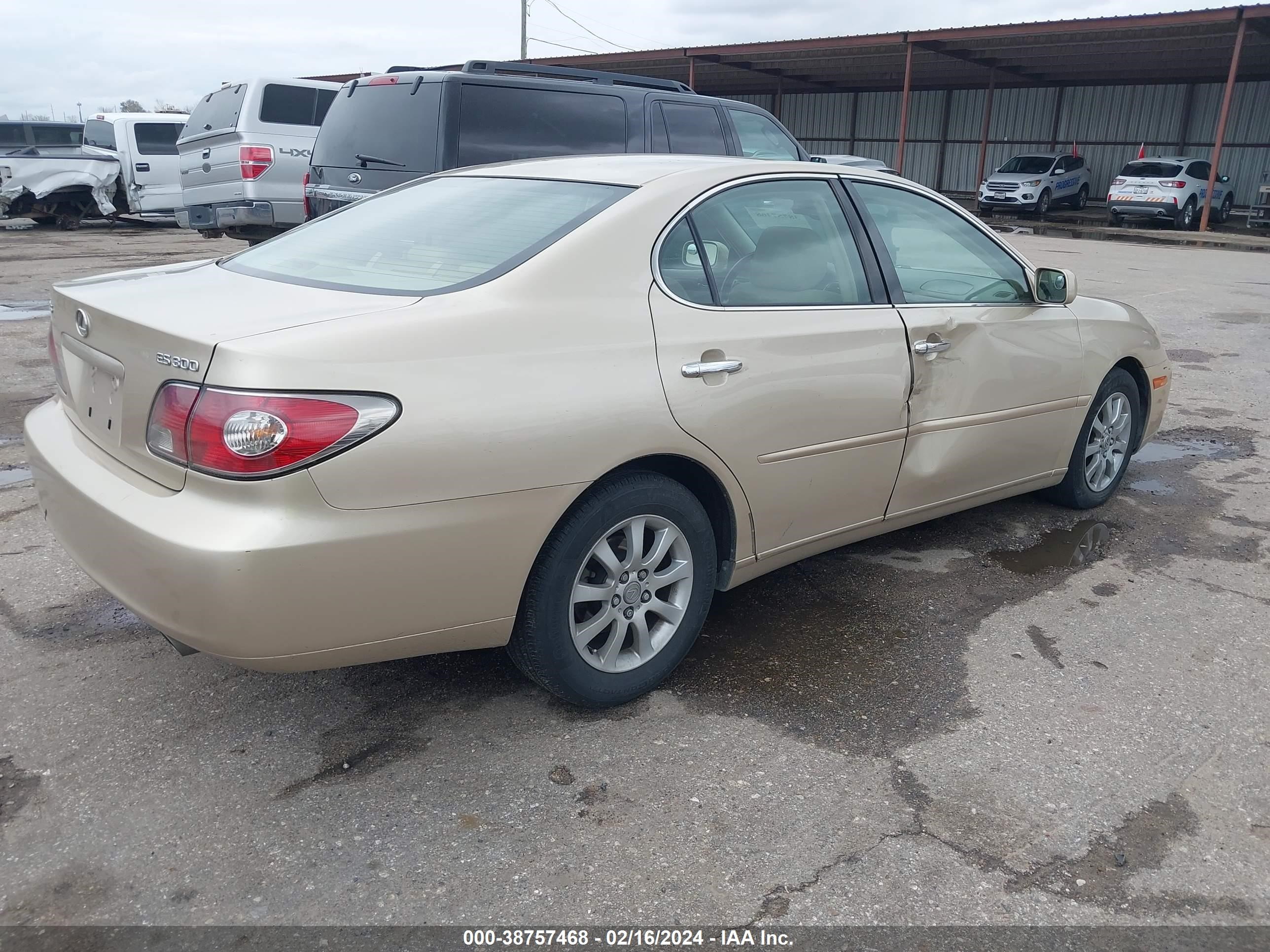 Photo 3 VIN: JTHBF30G636018959 - LEXUS ES 