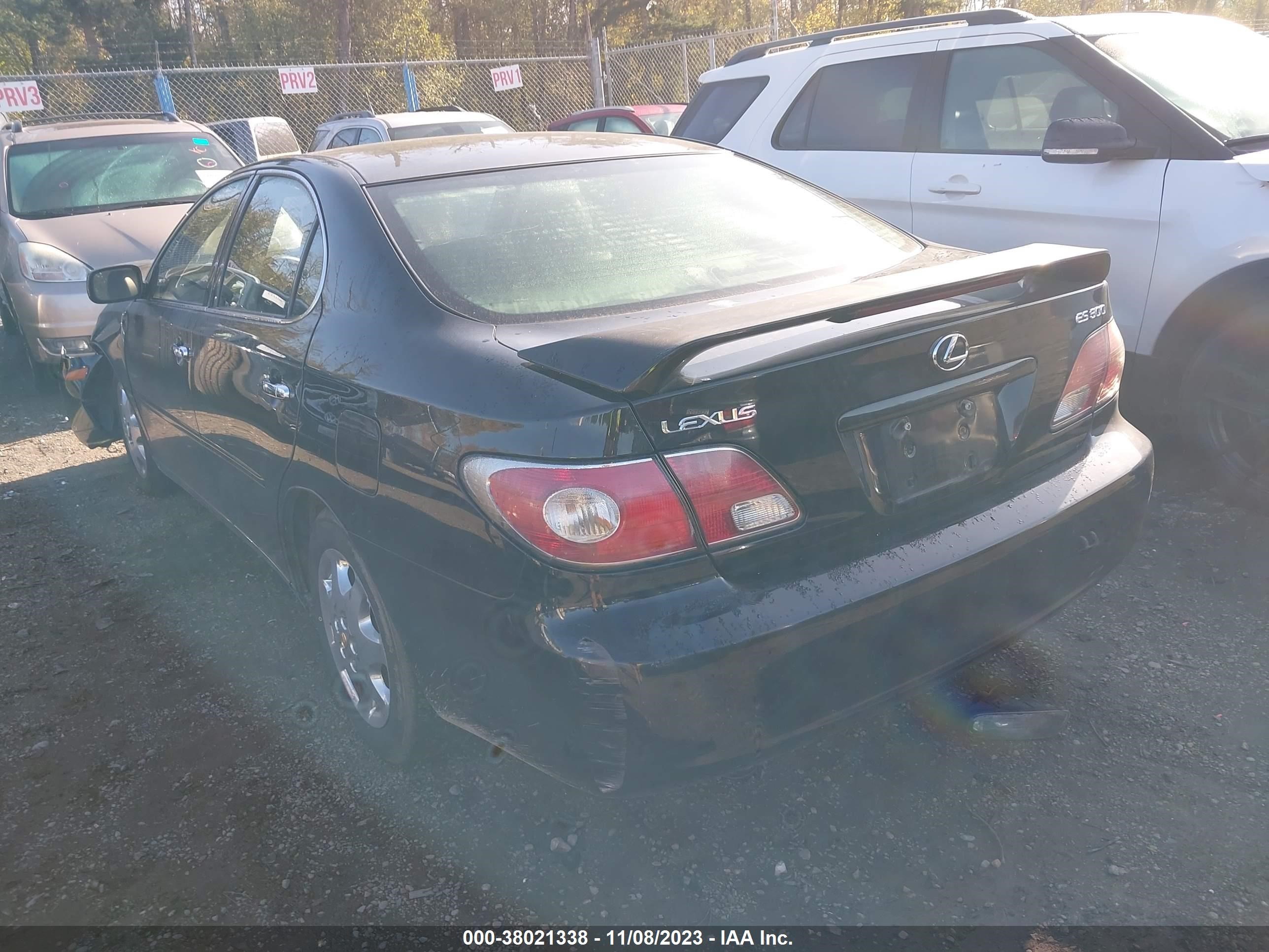 Photo 2 VIN: JTHBF30G720012833 - LEXUS ES 