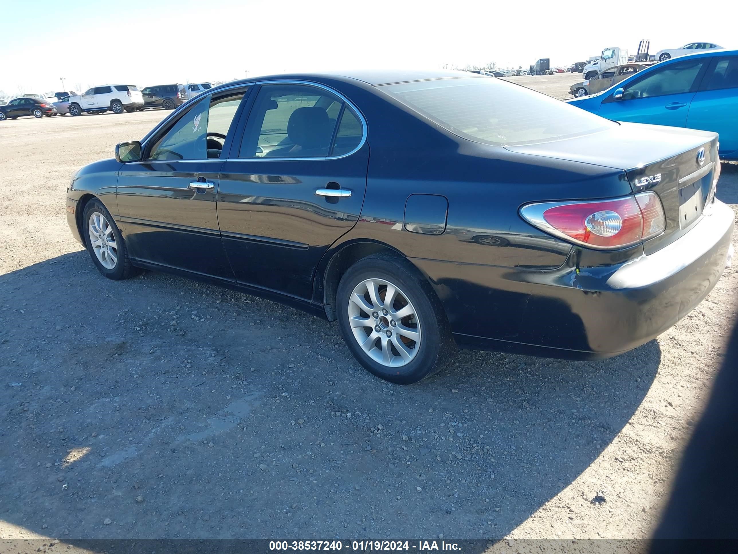 Photo 2 VIN: JTHBF30G720072627 - LEXUS ES 