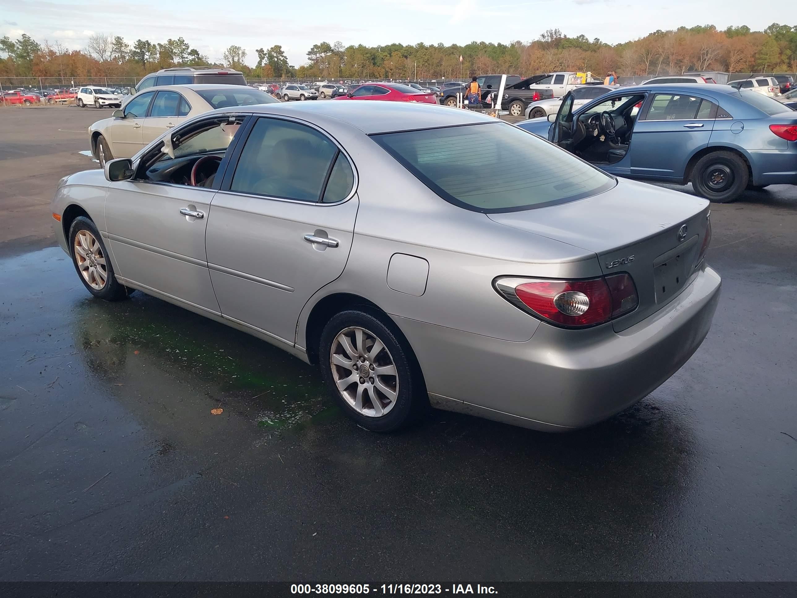 Photo 2 VIN: JTHBF30G730100945 - LEXUS ES 