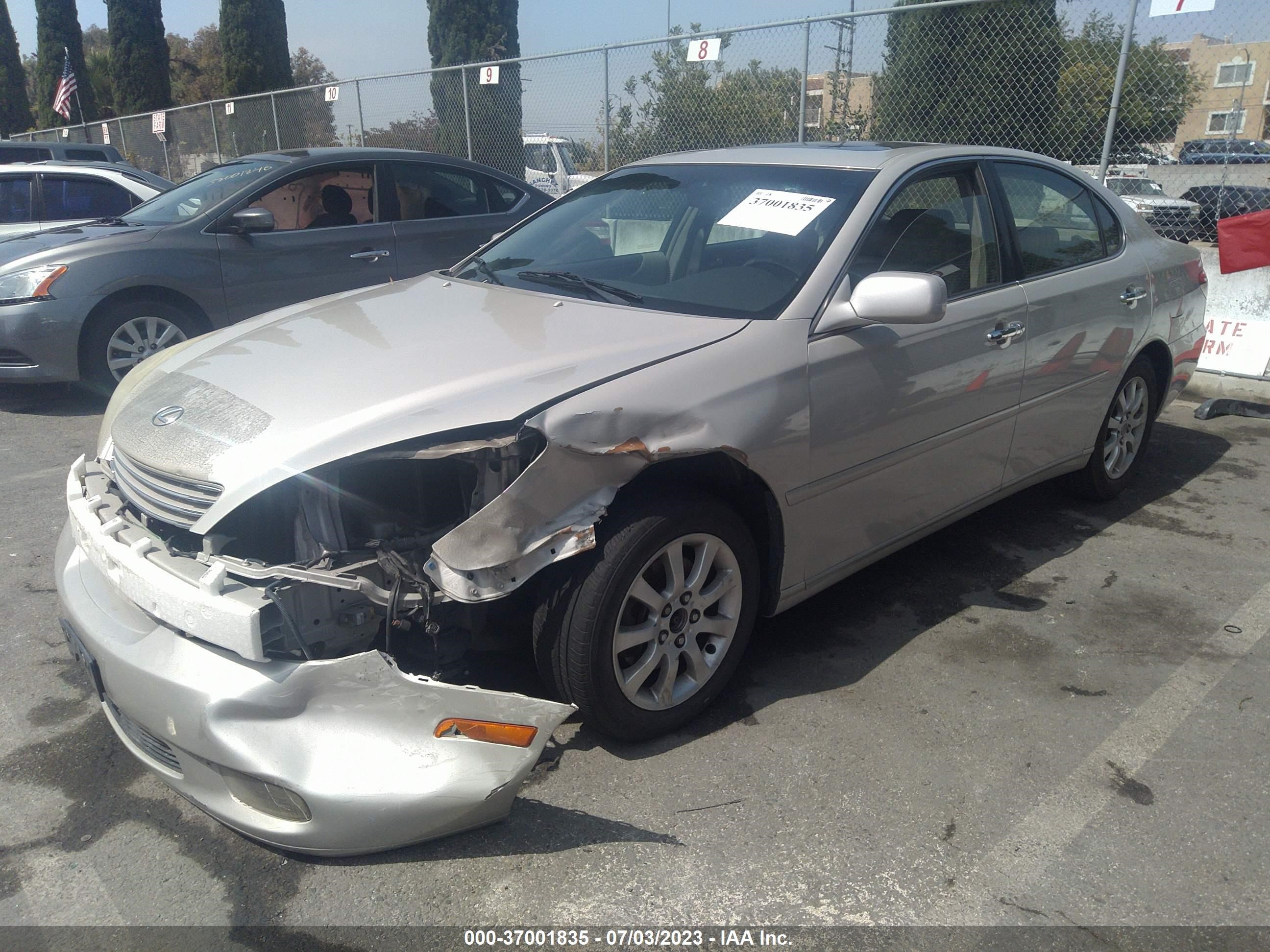 Photo 2 VIN: JTHBF30G736020610 - LEXUS ES 