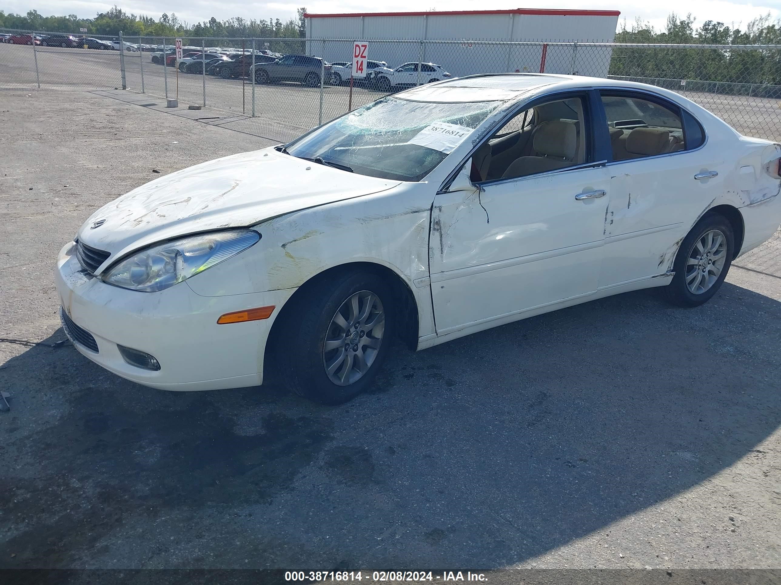 Photo 1 VIN: JTHBF30G830124834 - LEXUS ES 