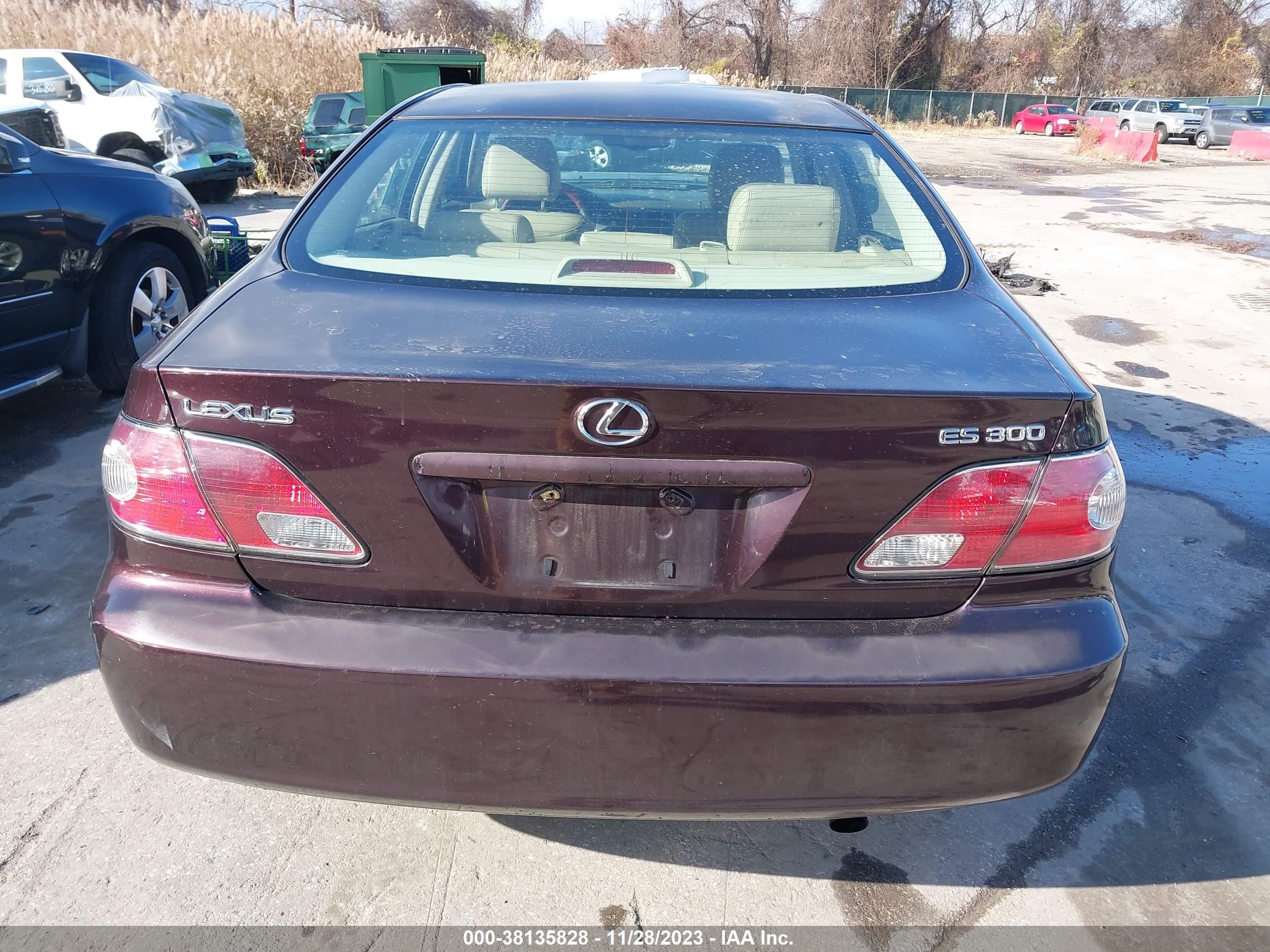 Photo 16 VIN: JTHBF30G830127362 - LEXUS ES 