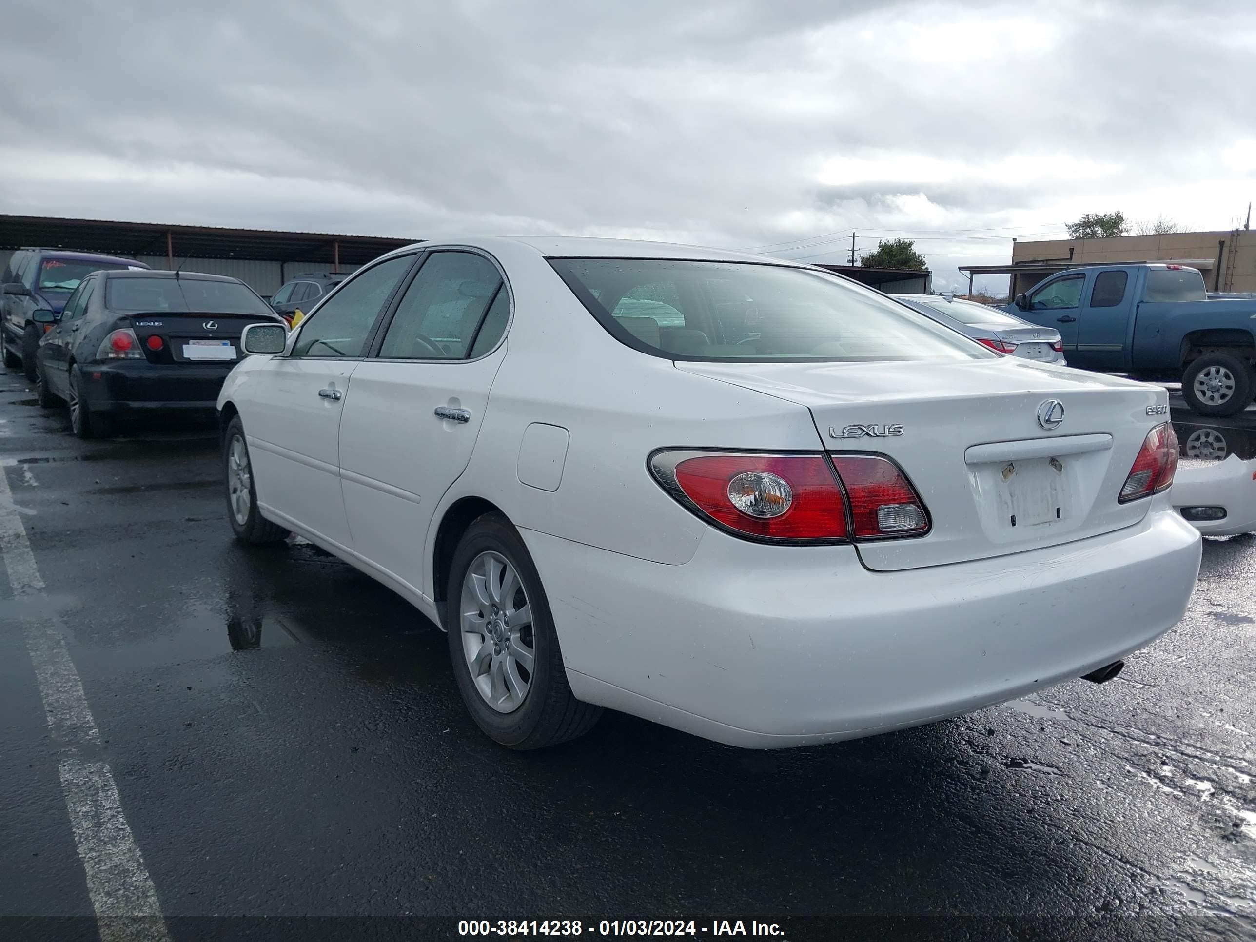 Photo 2 VIN: JTHBF30G836021152 - LEXUS ES 