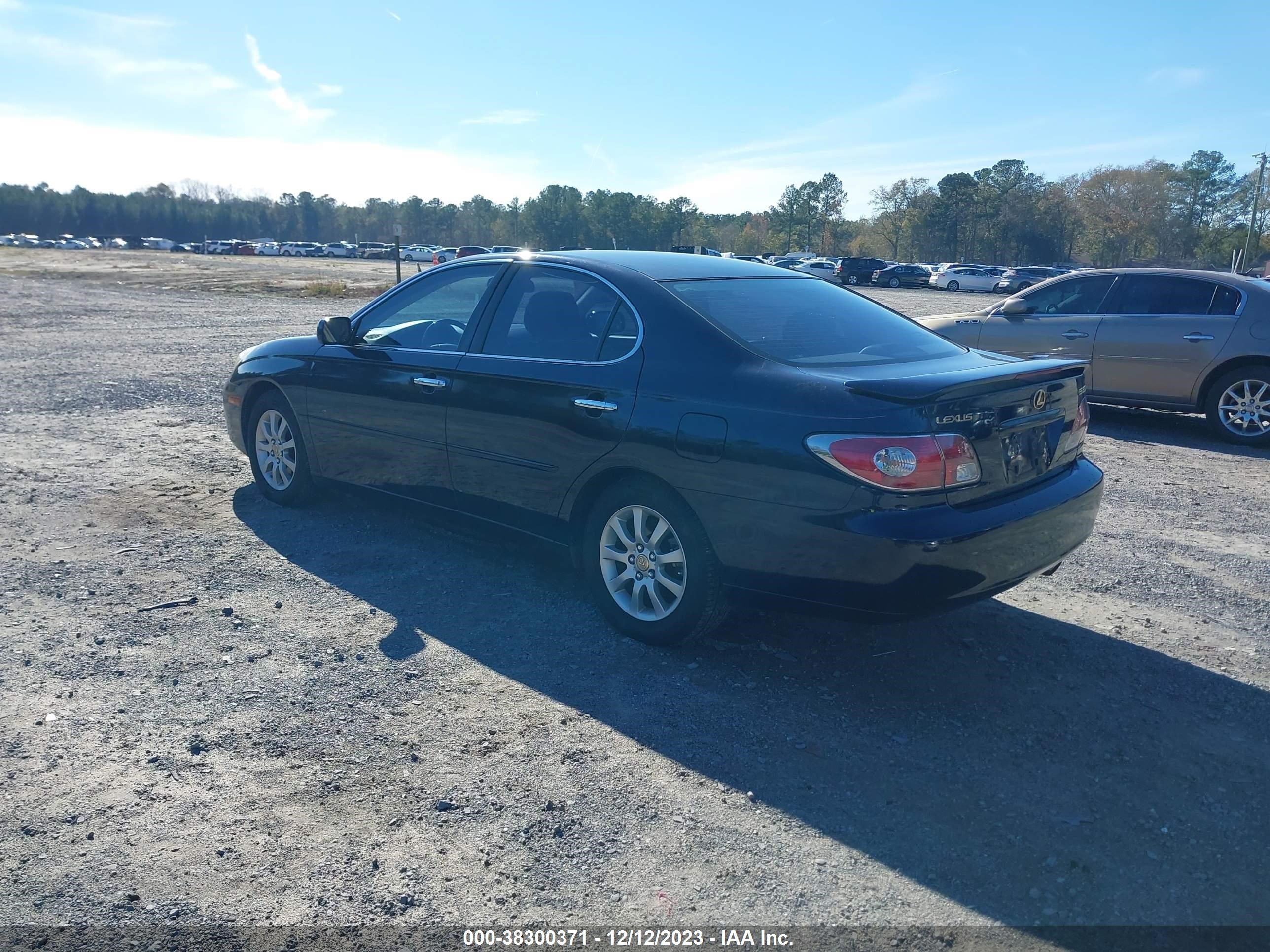 Photo 2 VIN: JTHBF30G920081684 - LEXUS ES 