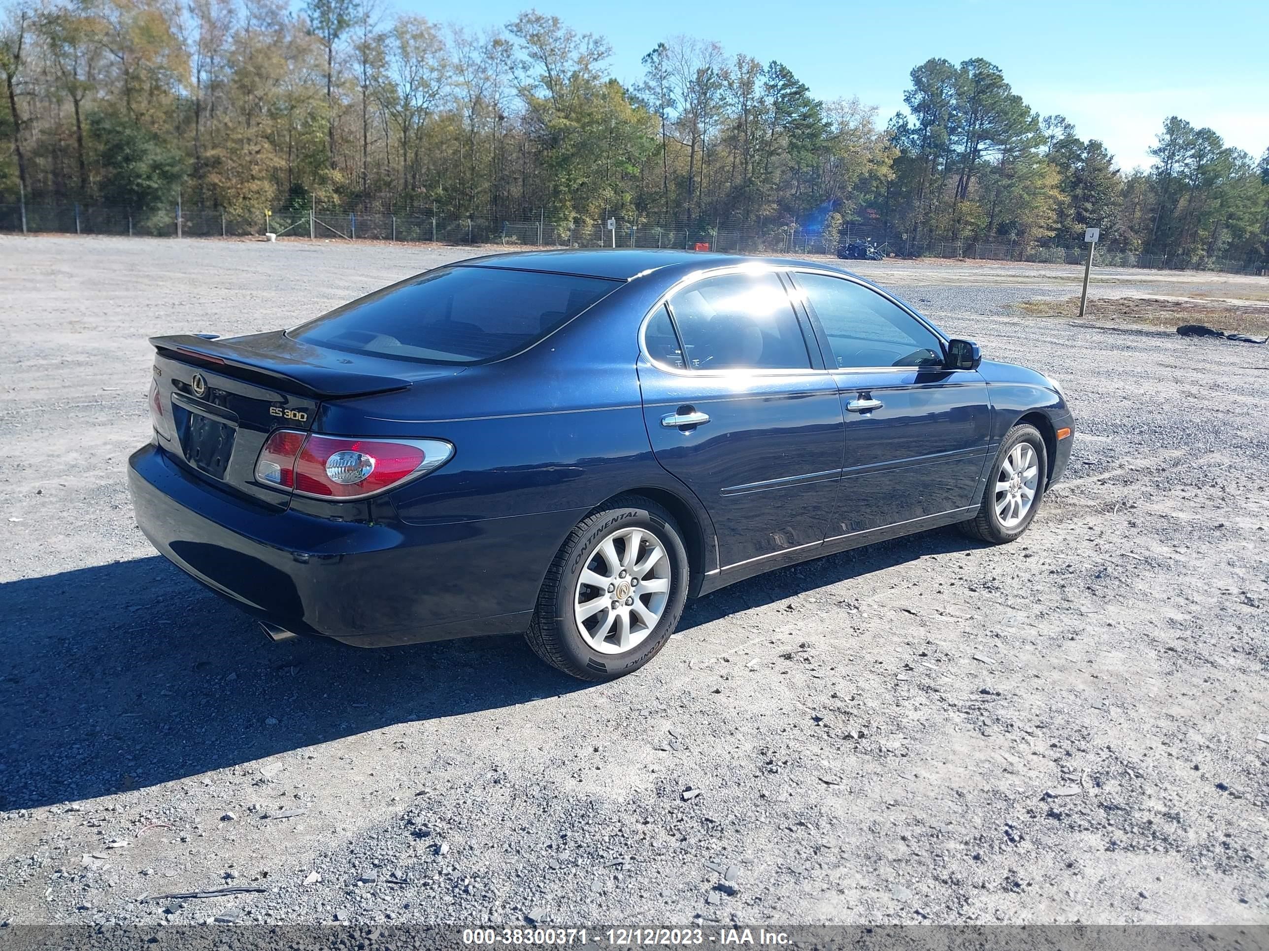 Photo 3 VIN: JTHBF30G920081684 - LEXUS ES 