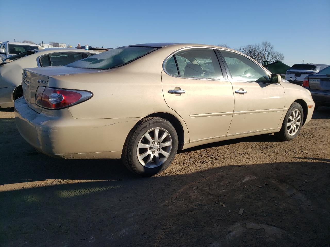 Photo 2 VIN: JTHBF30G930134255 - LEXUS ES 