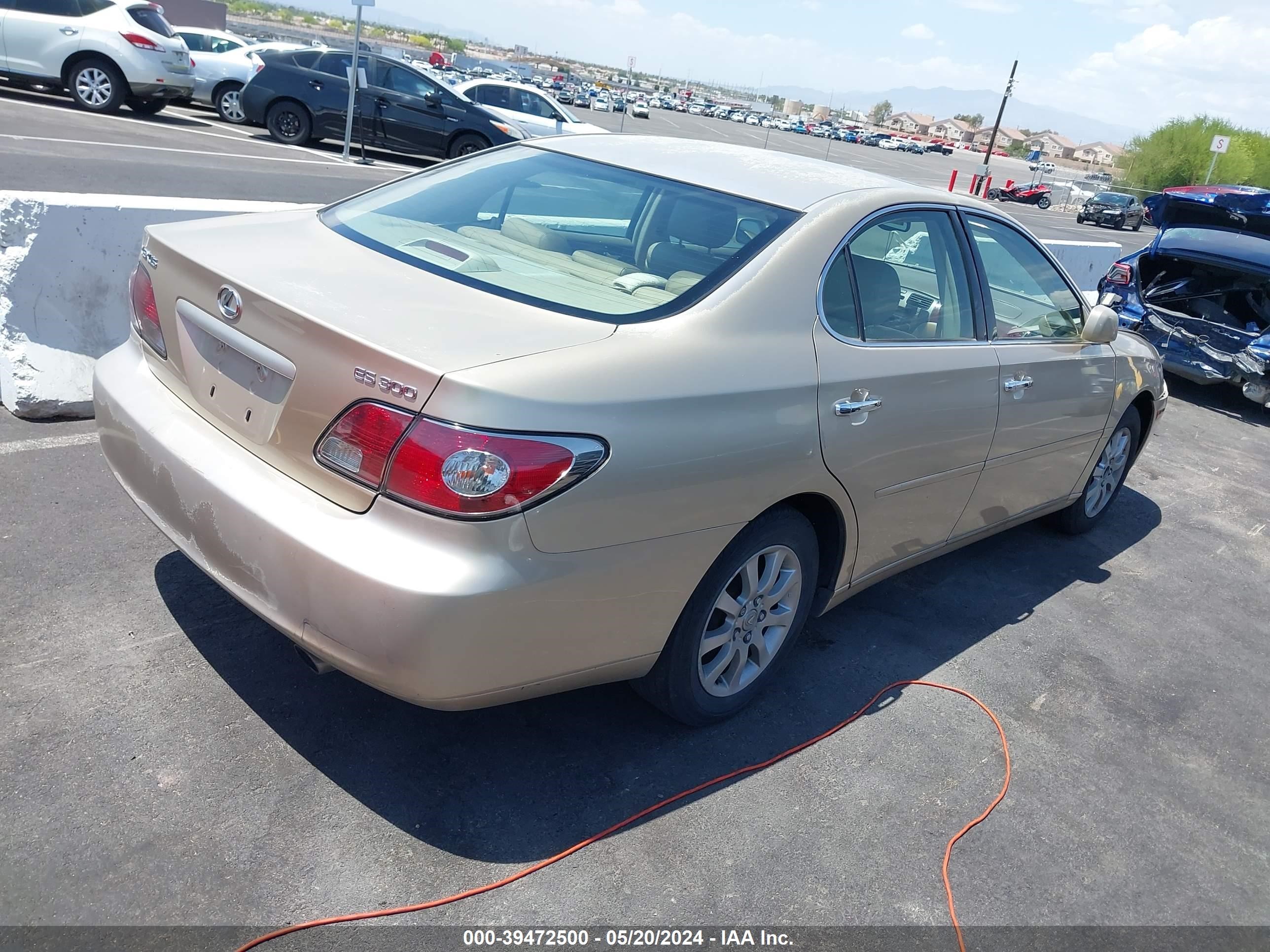 Photo 3 VIN: JTHBF30G936010242 - LEXUS ES 