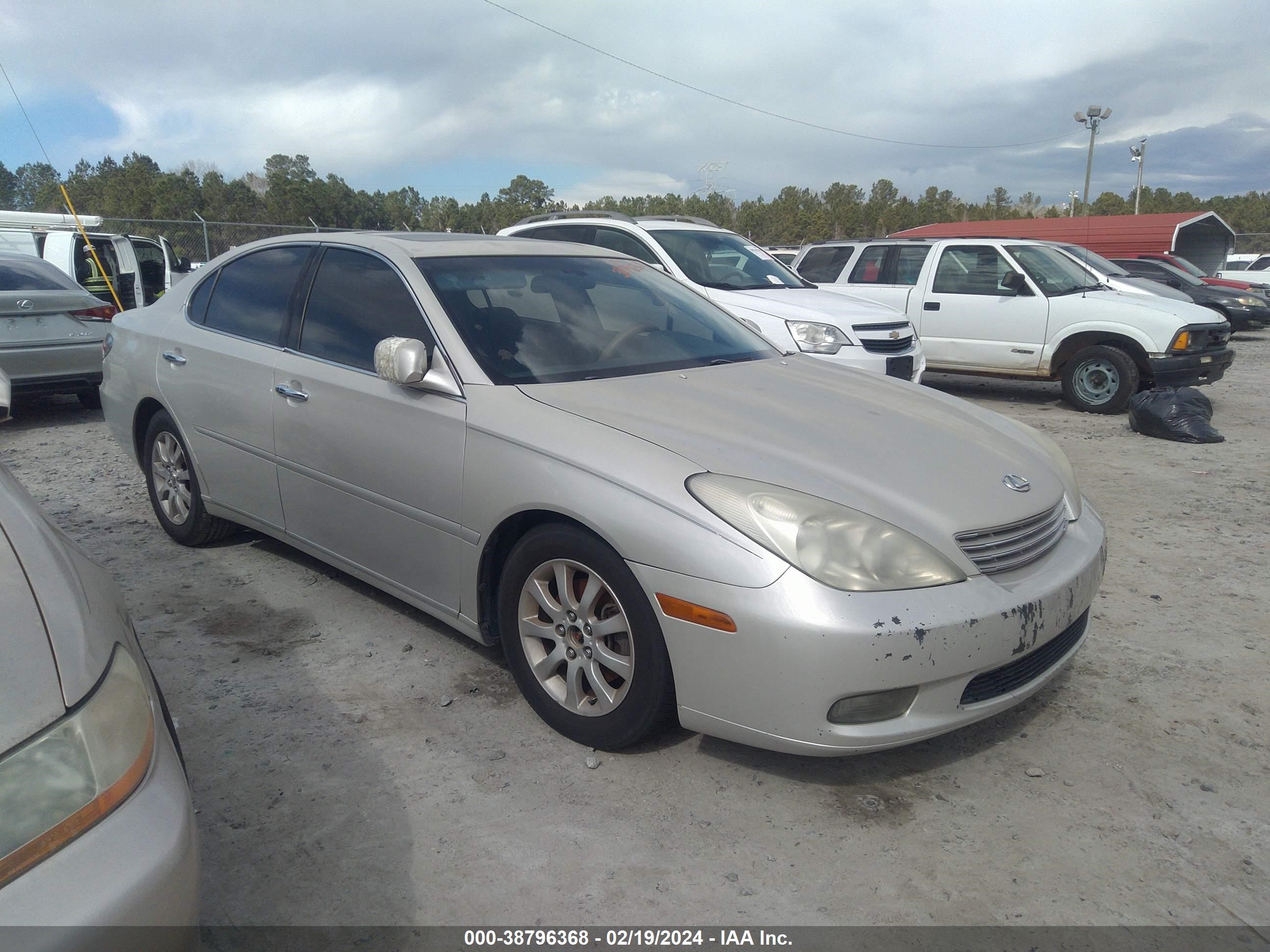 Photo 0 VIN: JTHBF30GX20069947 - LEXUS ES 