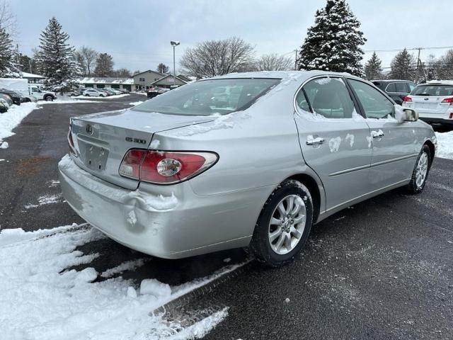 Photo 2 VIN: JTHBF30GX20082665 - LEXUS ES300 