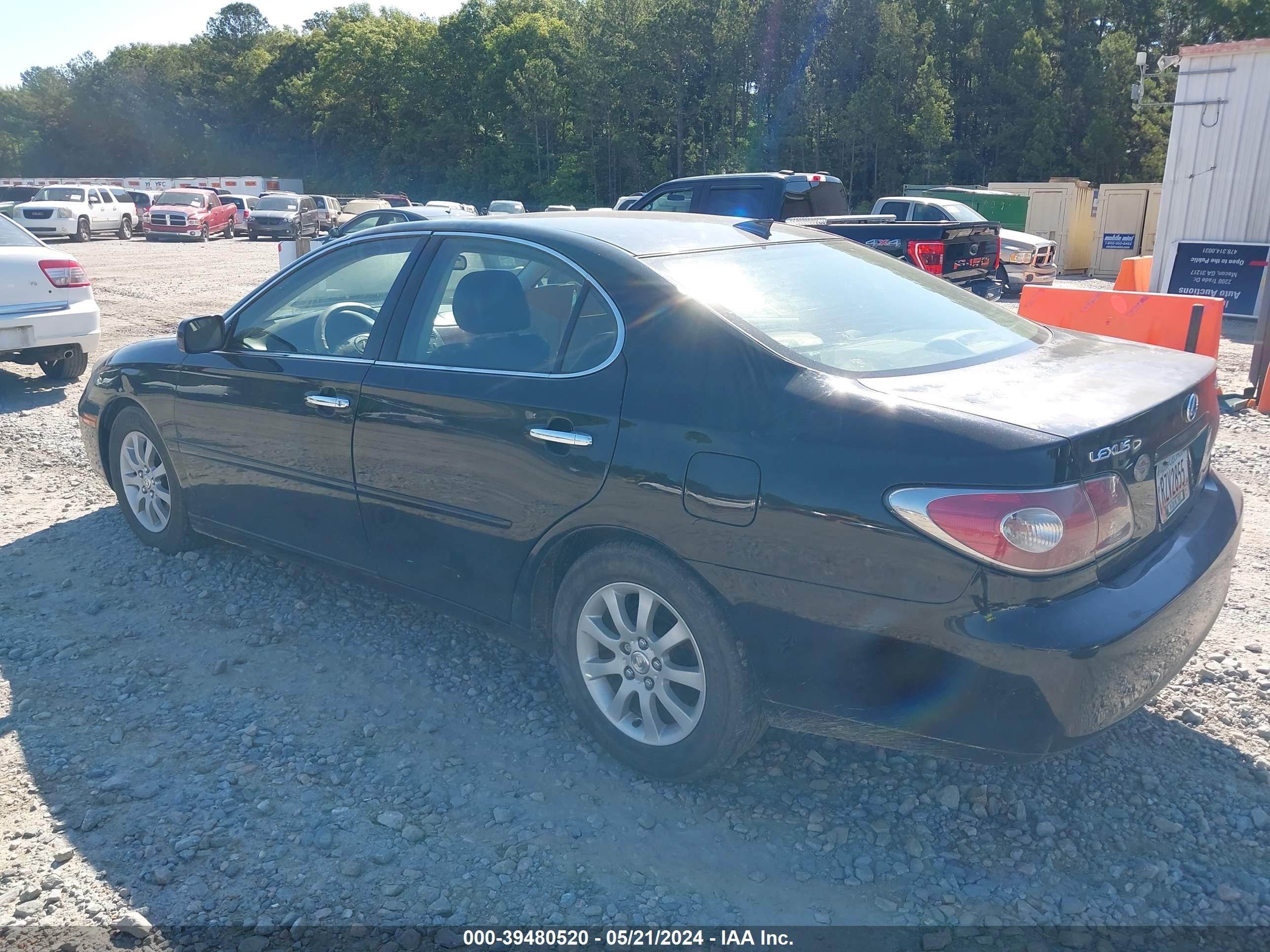 Photo 2 VIN: JTHBF30GX30096907 - LEXUS ES 