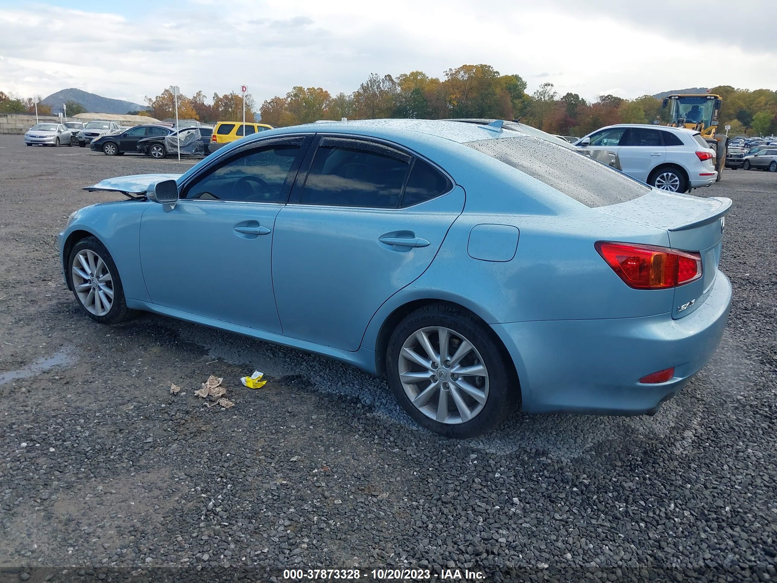 Photo 13 VIN: JTHBF5C20A5113208 - LEXUS IS 