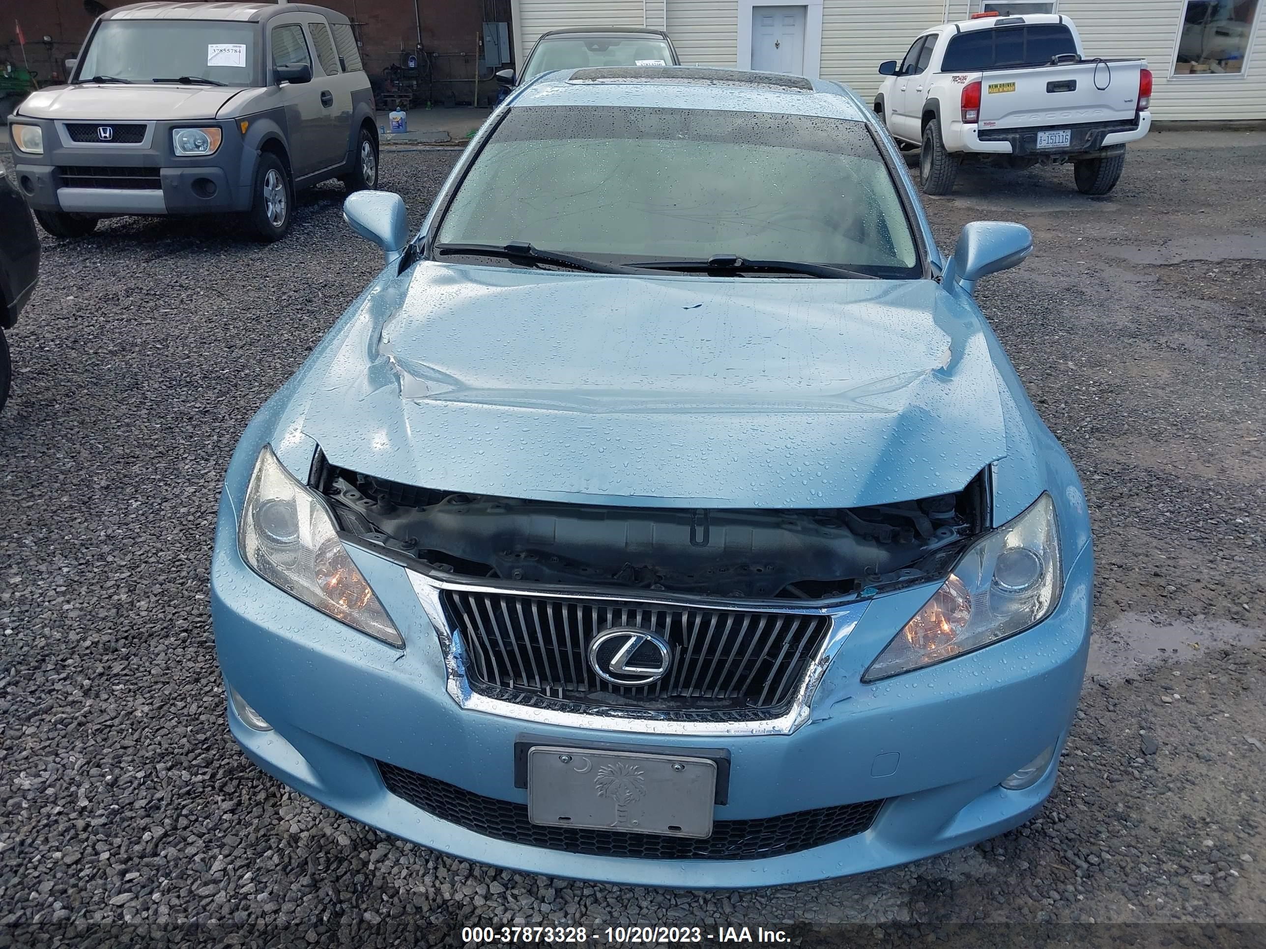 Photo 5 VIN: JTHBF5C20A5113208 - LEXUS IS 