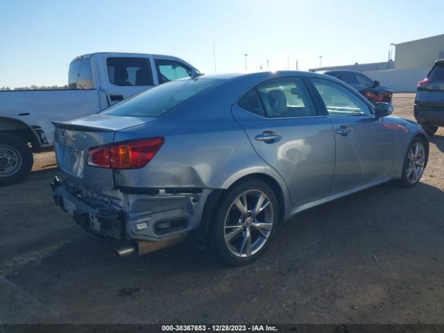 Photo 3 VIN: JTHBF5C21A2098395 - LEXUS IS 250 